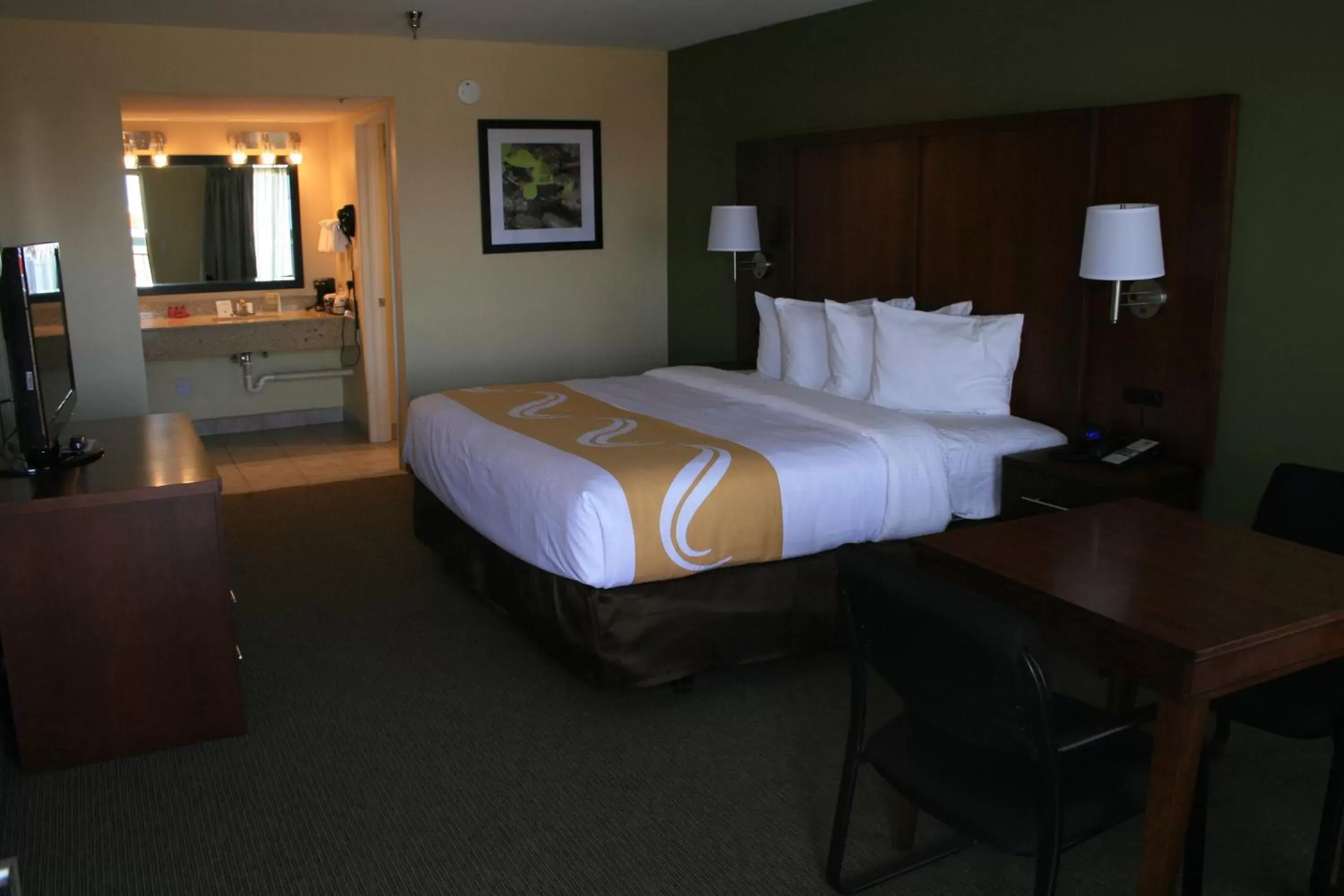 Bed in Studio 6 Suites - Willcox, AZ