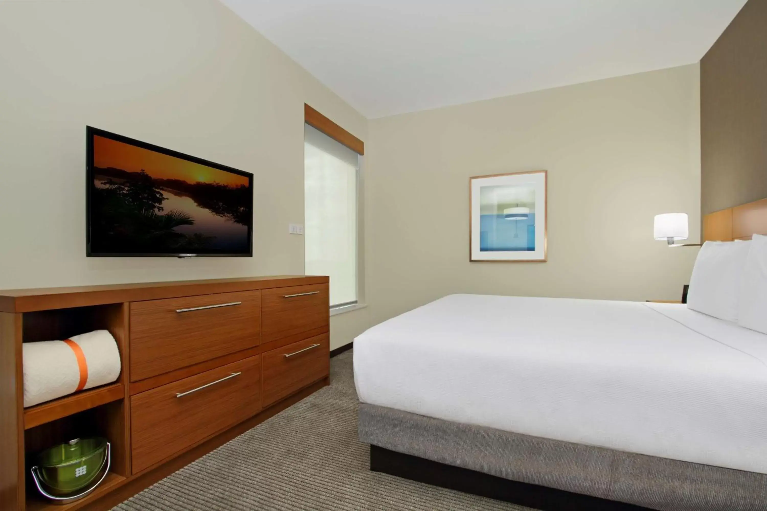 Photo of the whole room, Bed in Hyatt Place Houston/Katy