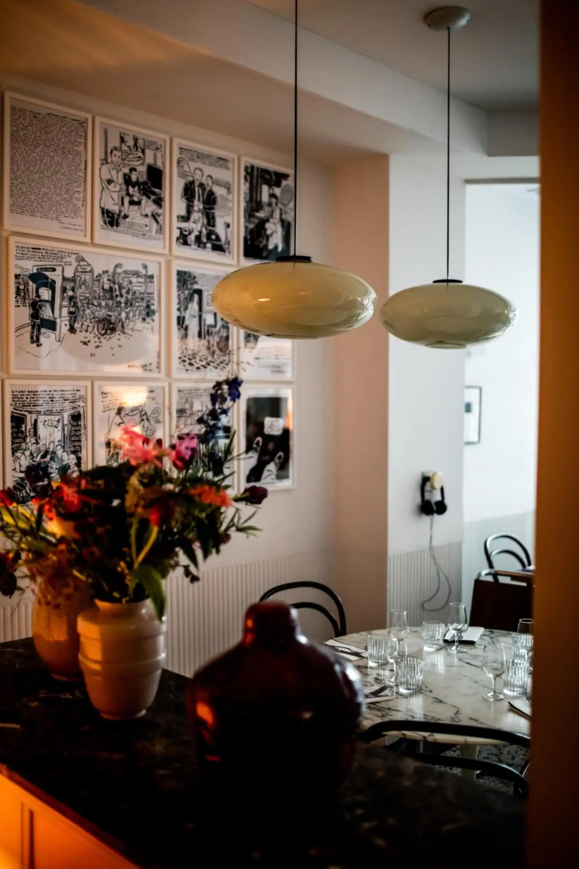 Restaurant/Places to Eat in Le Pigalle Hotel