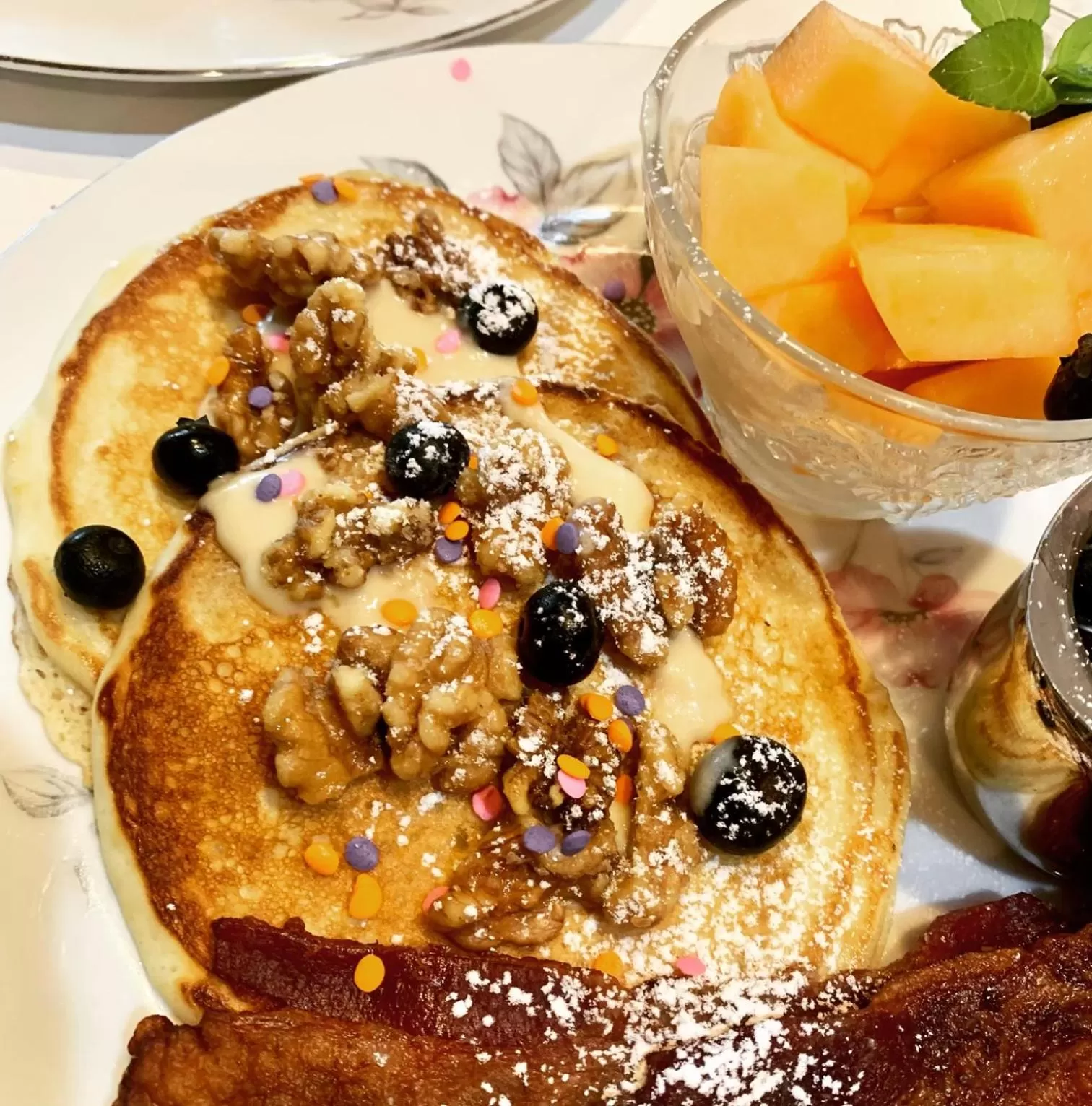 Breakfast, Food in Walnut Street Inn