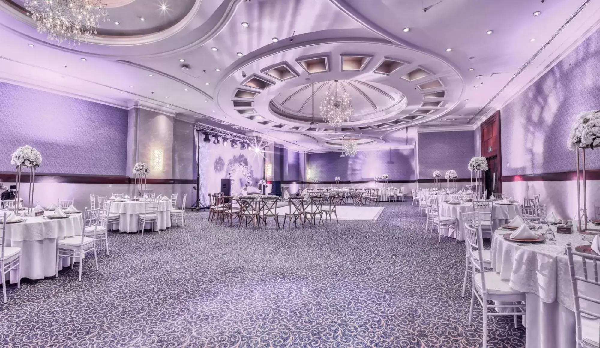 Banquet/Function facilities, Restaurant/Places to Eat in Geneva Hotel