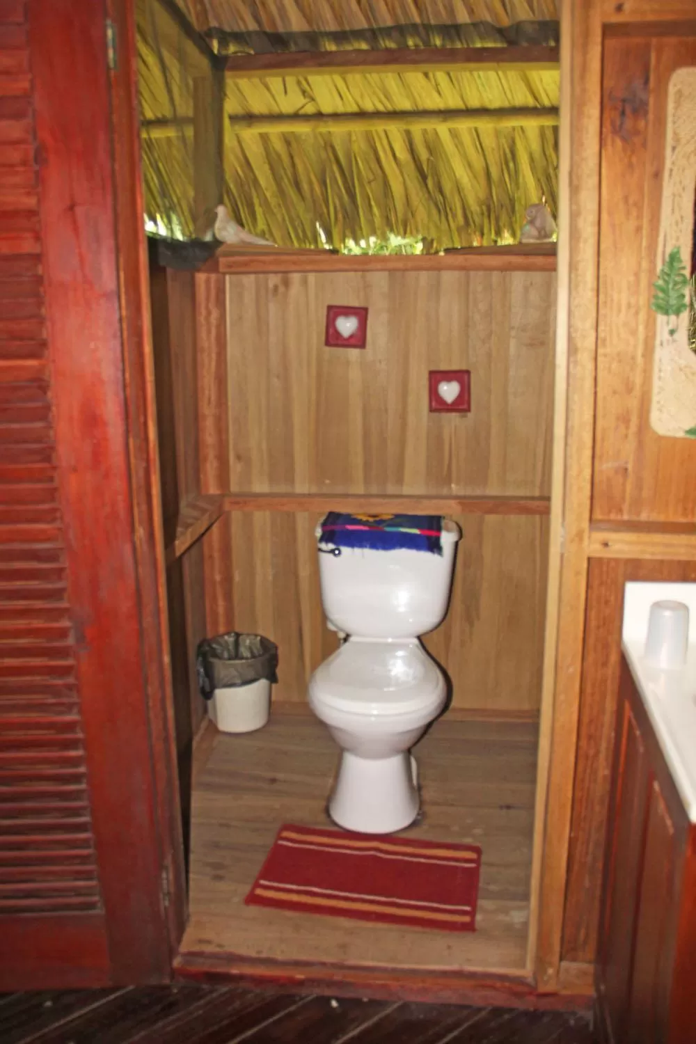 Toilet in Sun Creek Lodge
