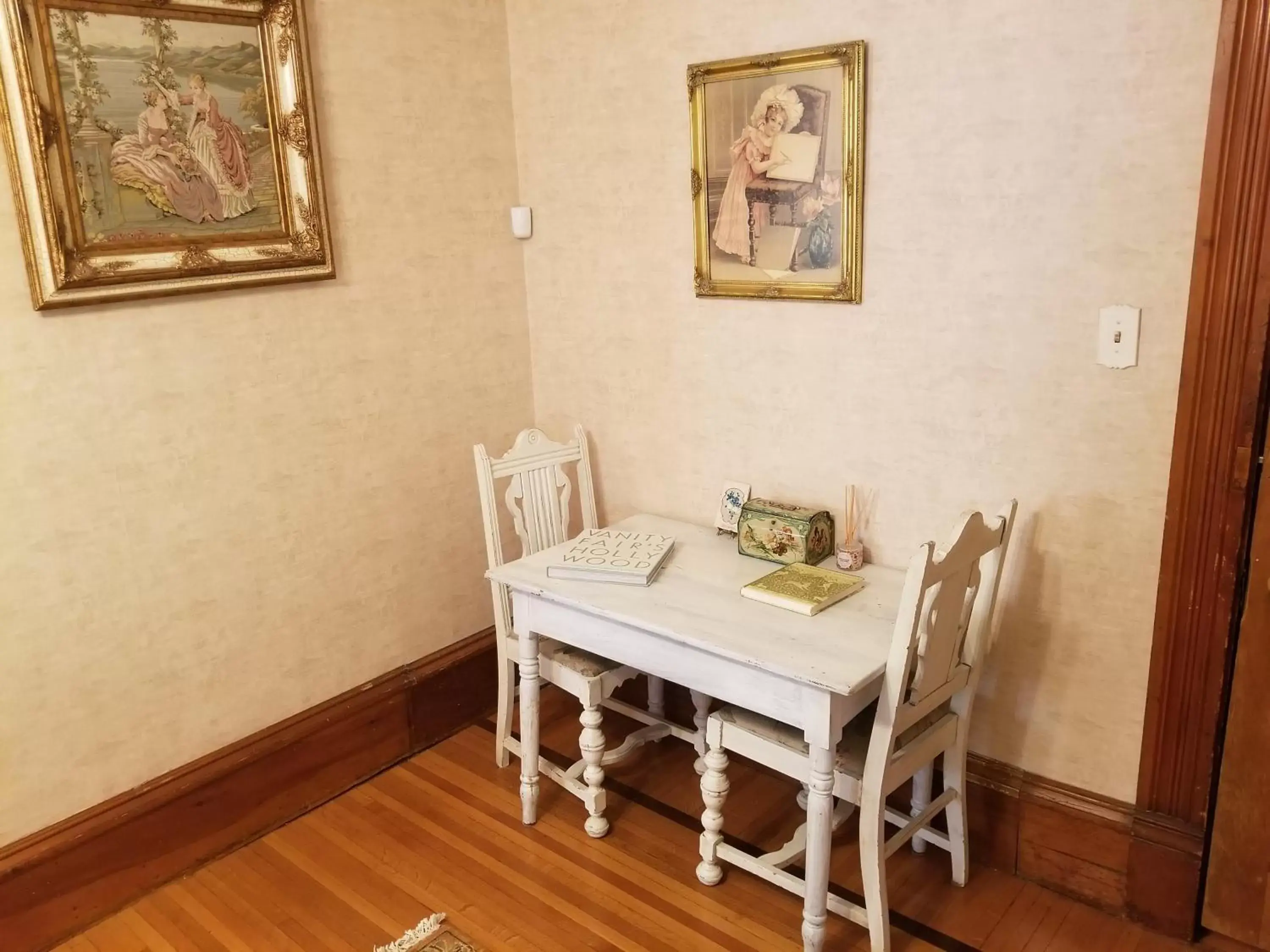 Business facilities in Historic Victorian Inn Business facilities in Historic Victorian Inn