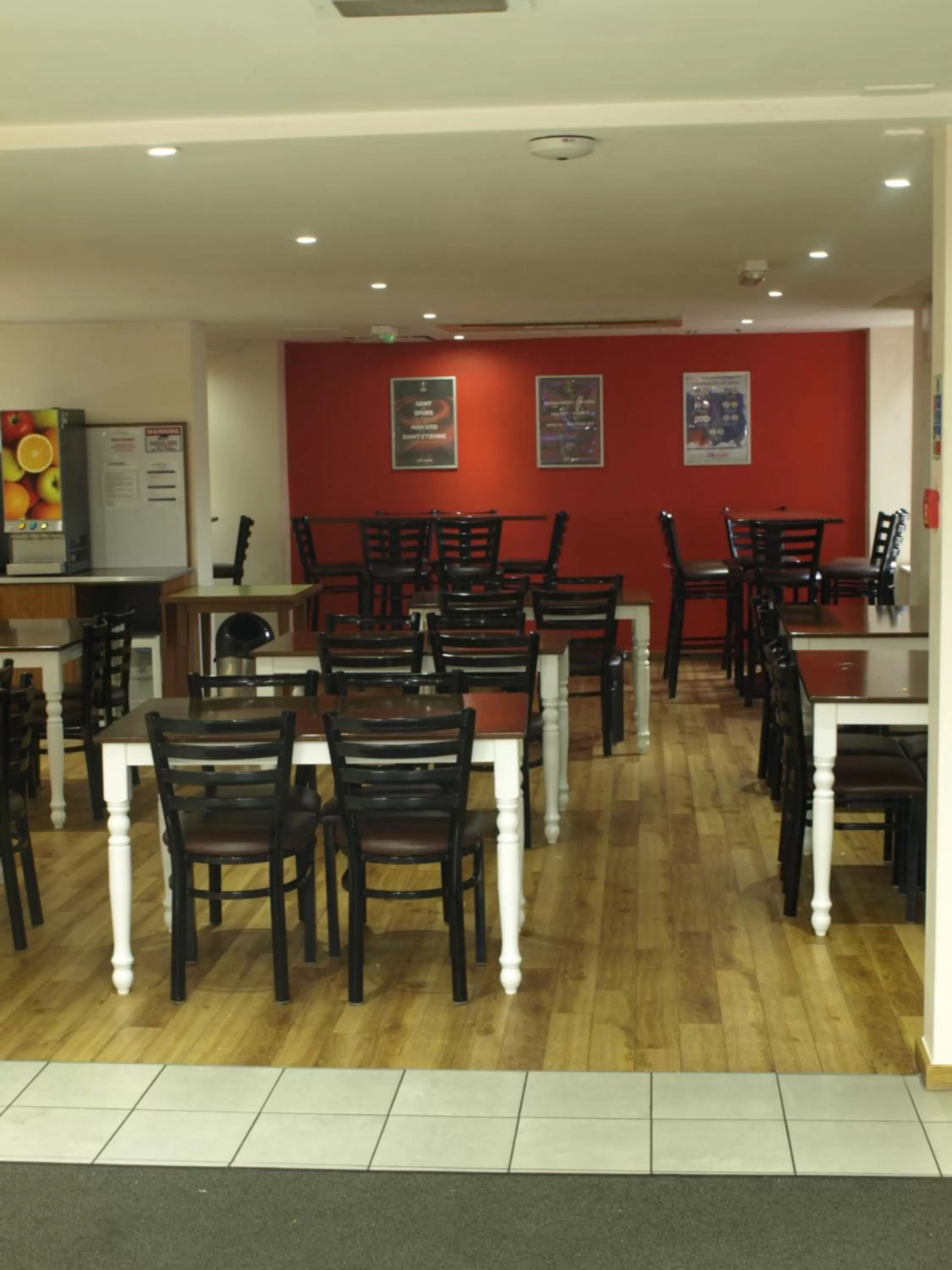 Restaurant/places to eat in 247Hotel