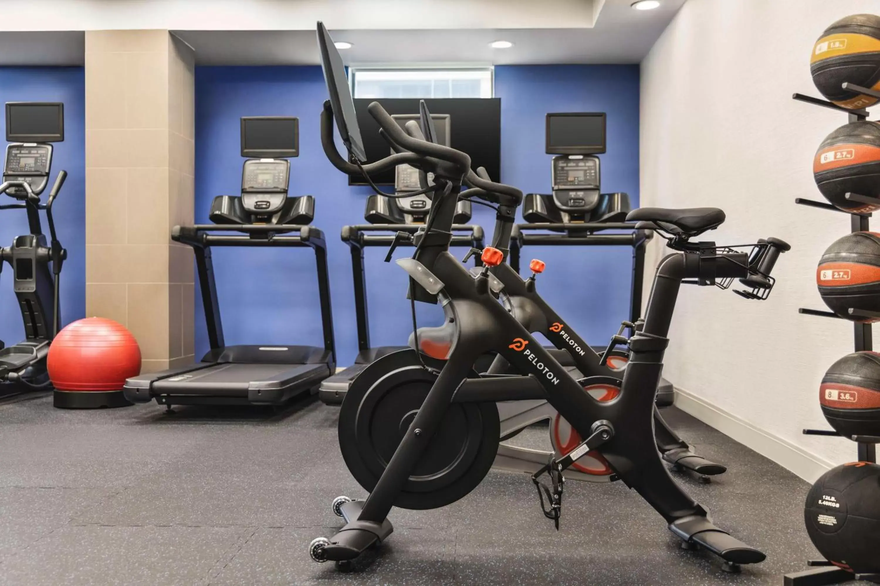 Fitness centre/facilities, Fitness Center/Facilities in Home2 Suites Long Island City/Manhattan View