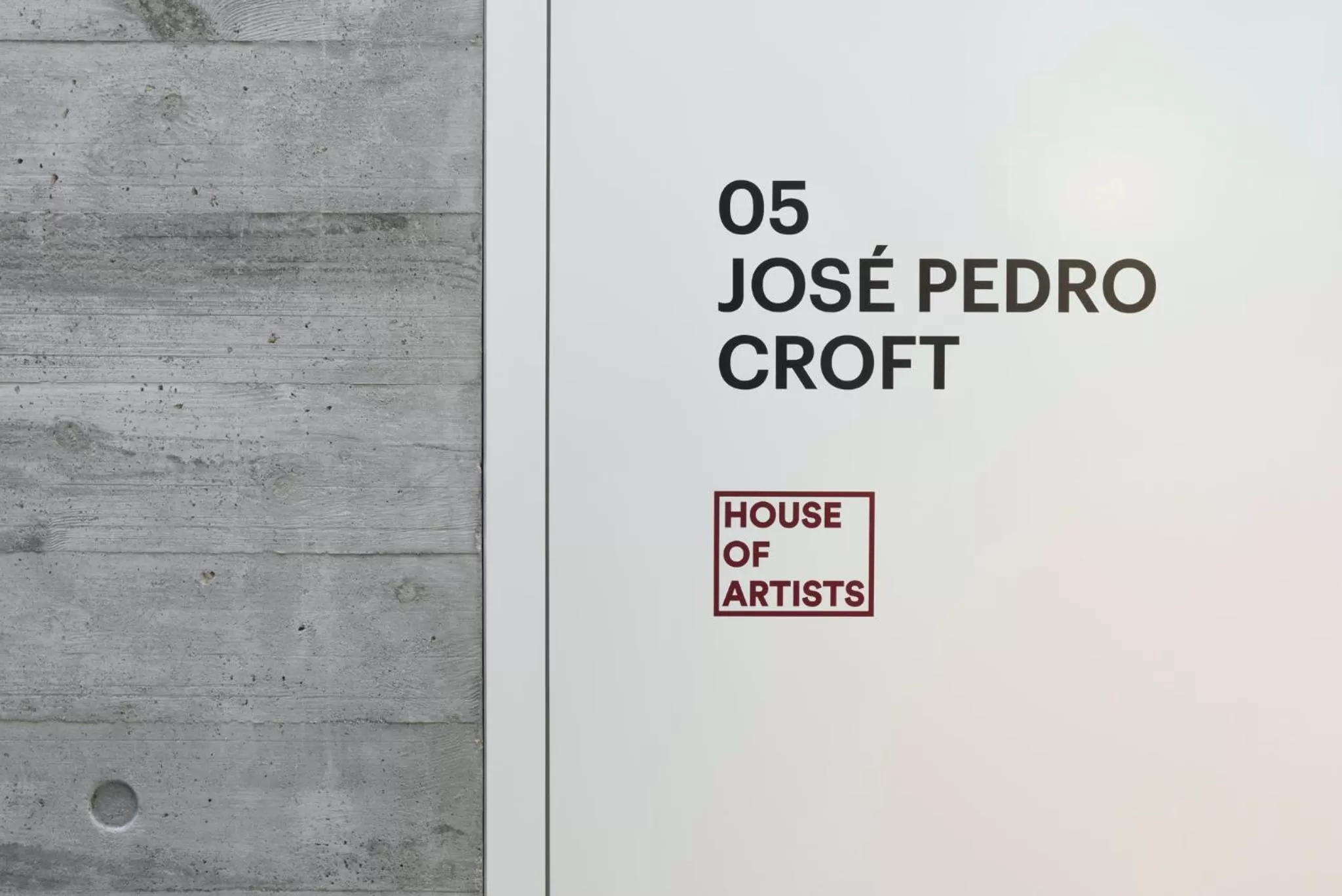 Logo/Certificate/Sign in House of Artists