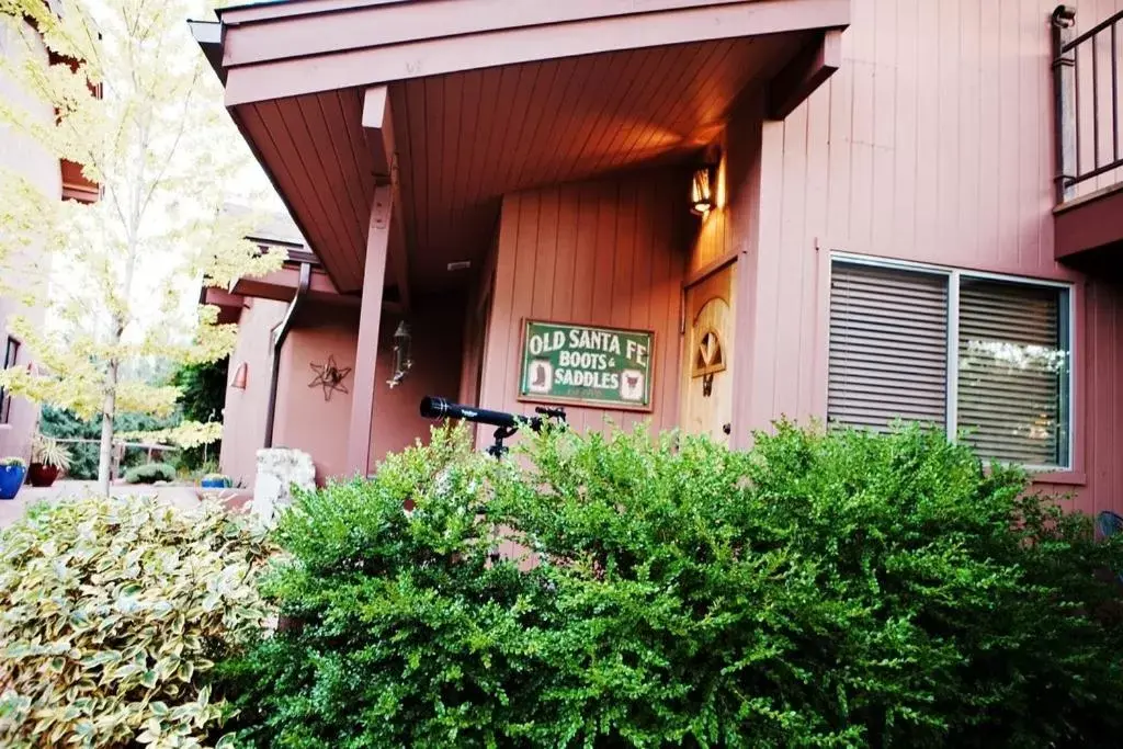 Property Building in The Inn at Thunder Mountain