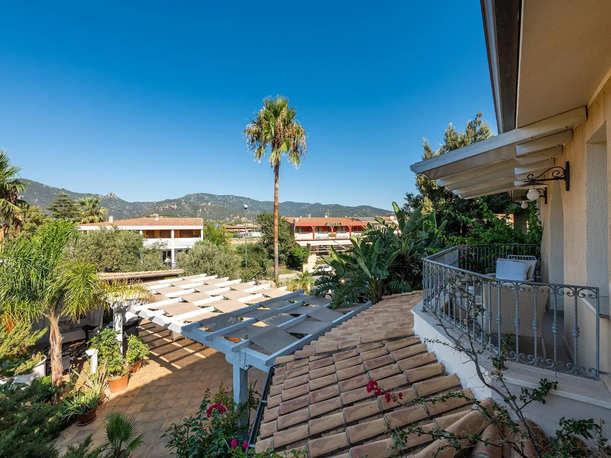 Mountain view in Hotel Raffael