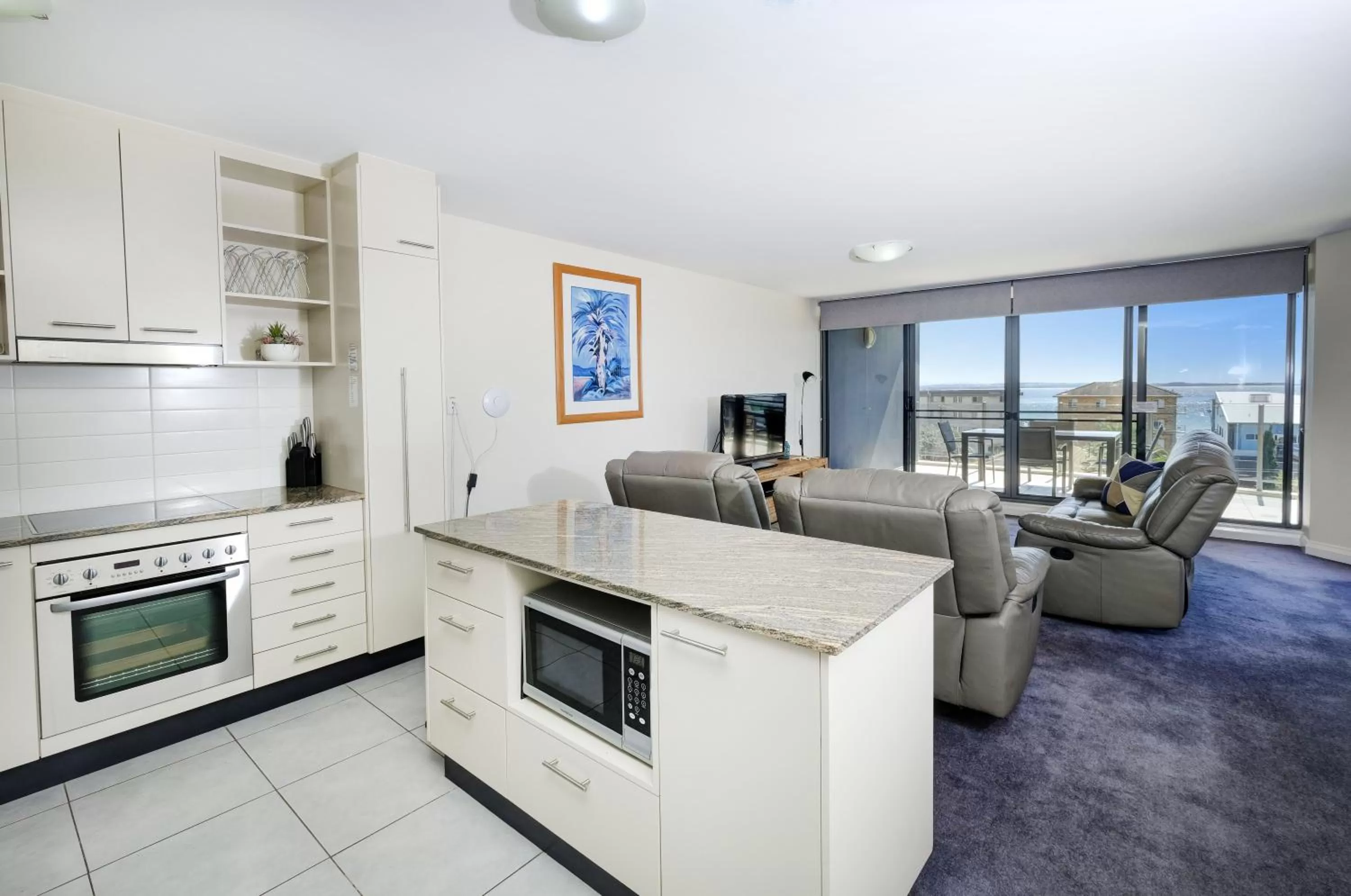 Kitchen or kitchenette in Sevan Apartments Forster