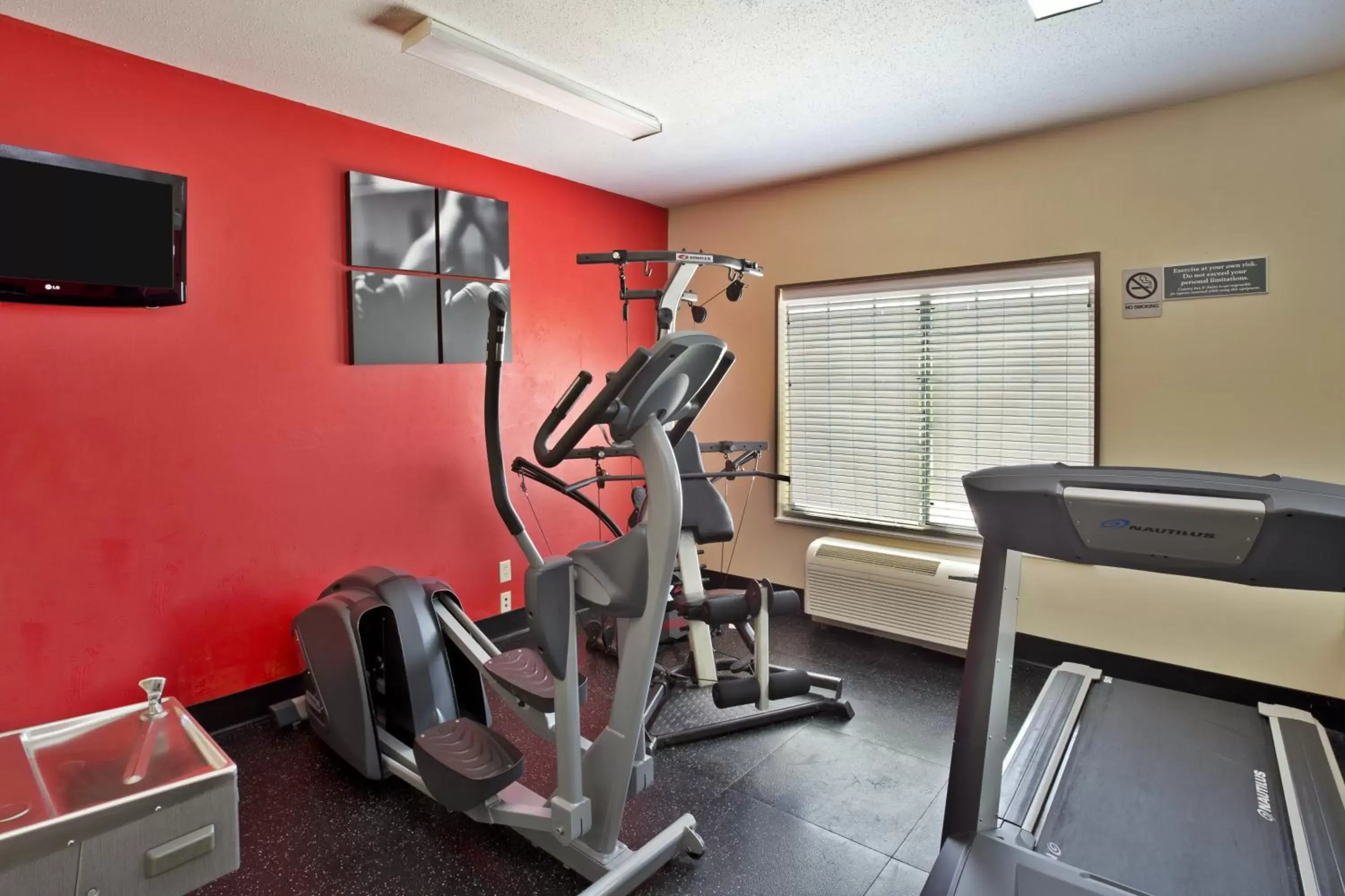 Fitness centre/facilities, Fitness Center/Facilities in Country Inn & Suites by Radisson, Marion, OH