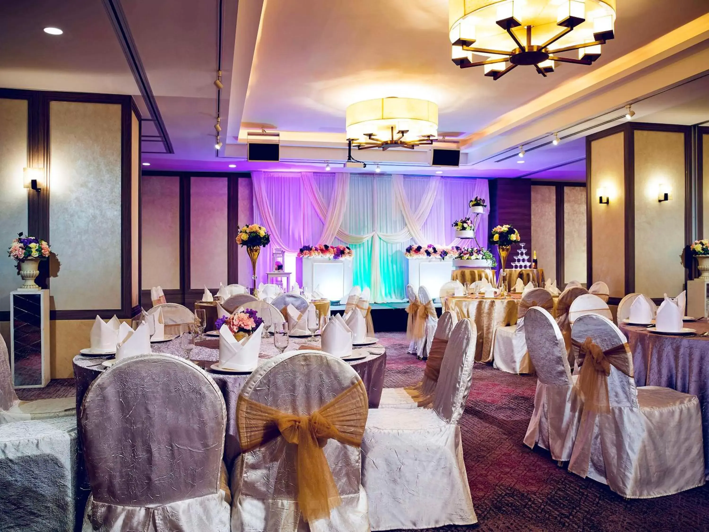 wedding, Banquet Facilities in Grand Mercure Singapore Roxy