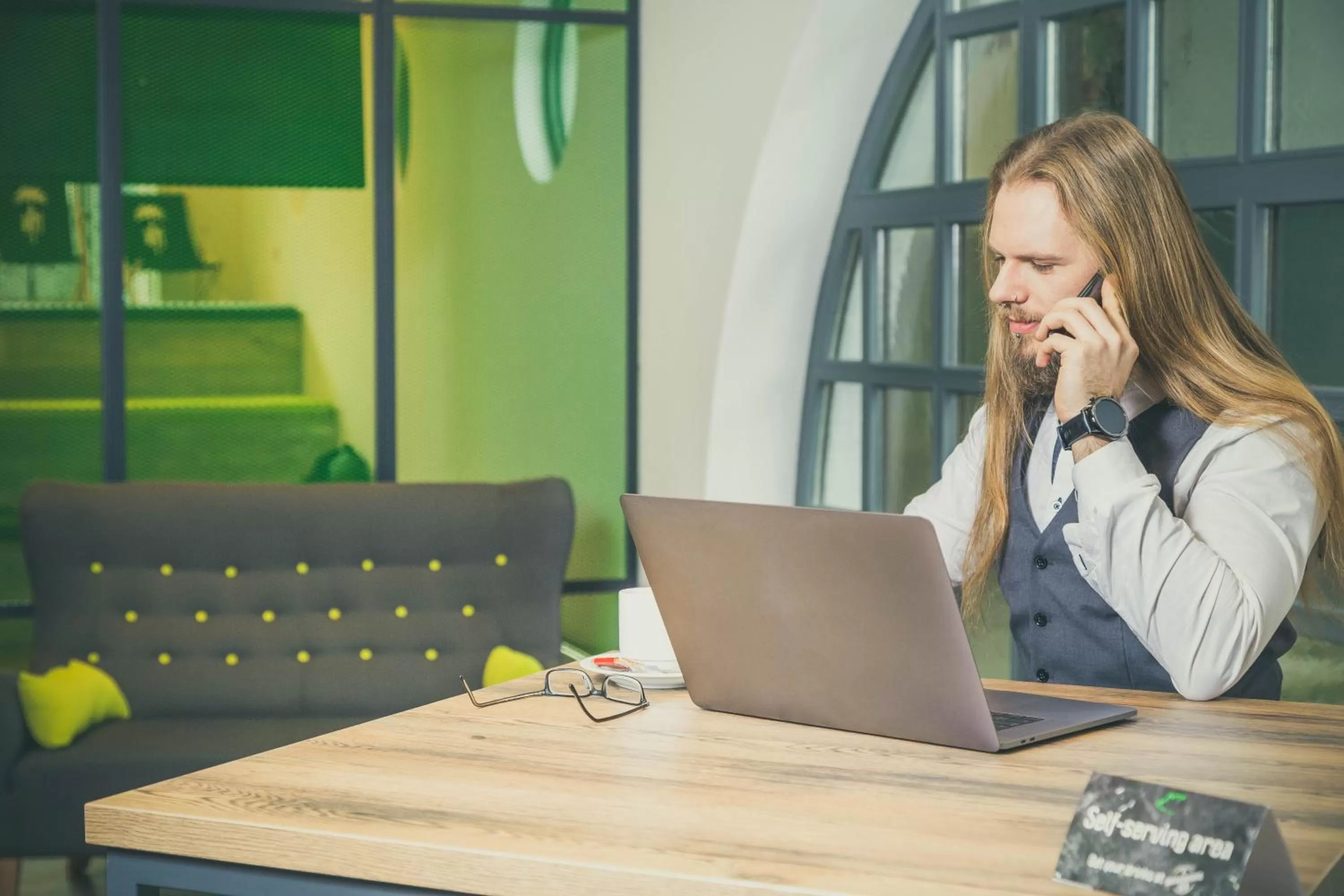 People in Das Ebertor - Hotel & Hostel