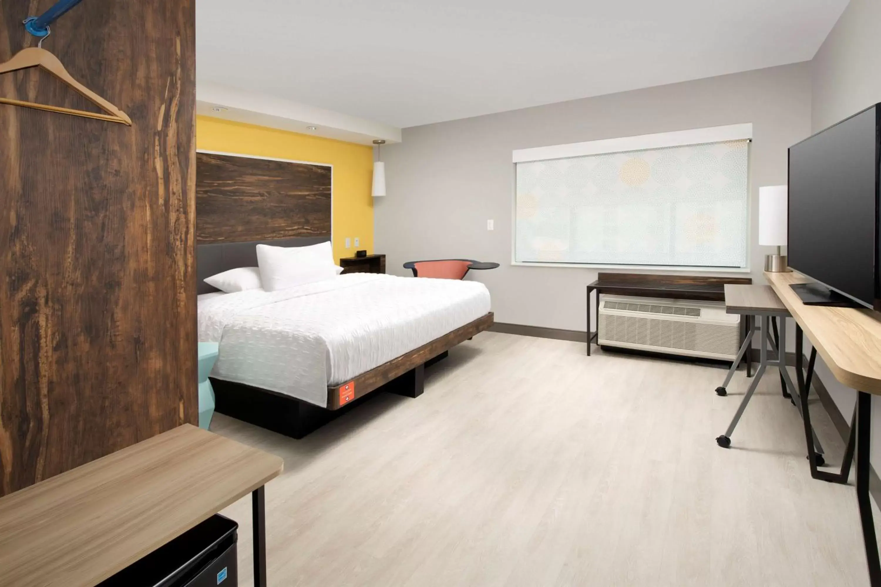 King Room with Tub - Hearing Accessible in Tru By Hilton San Antonio Downtown Riverwalk King Room with Tub - Hearing Accessible in Tru By Hilton San Antonio Downtown Riverwalk