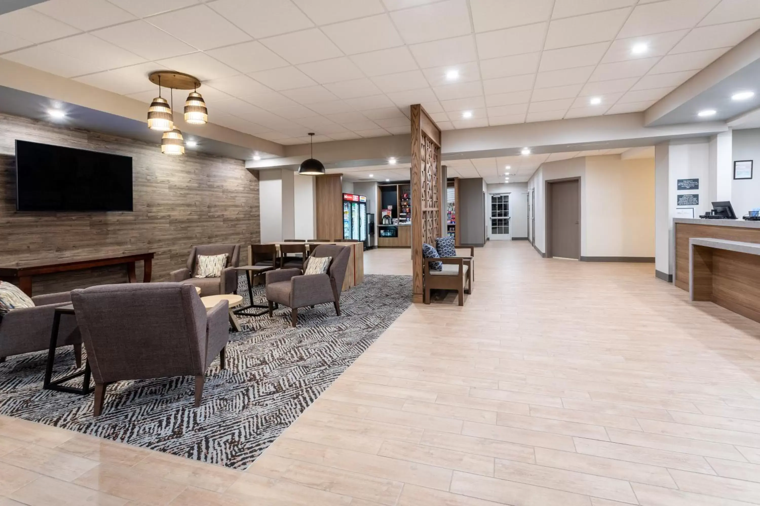 Property building in Candlewood Suites Sioux Falls, an IHG Hotel