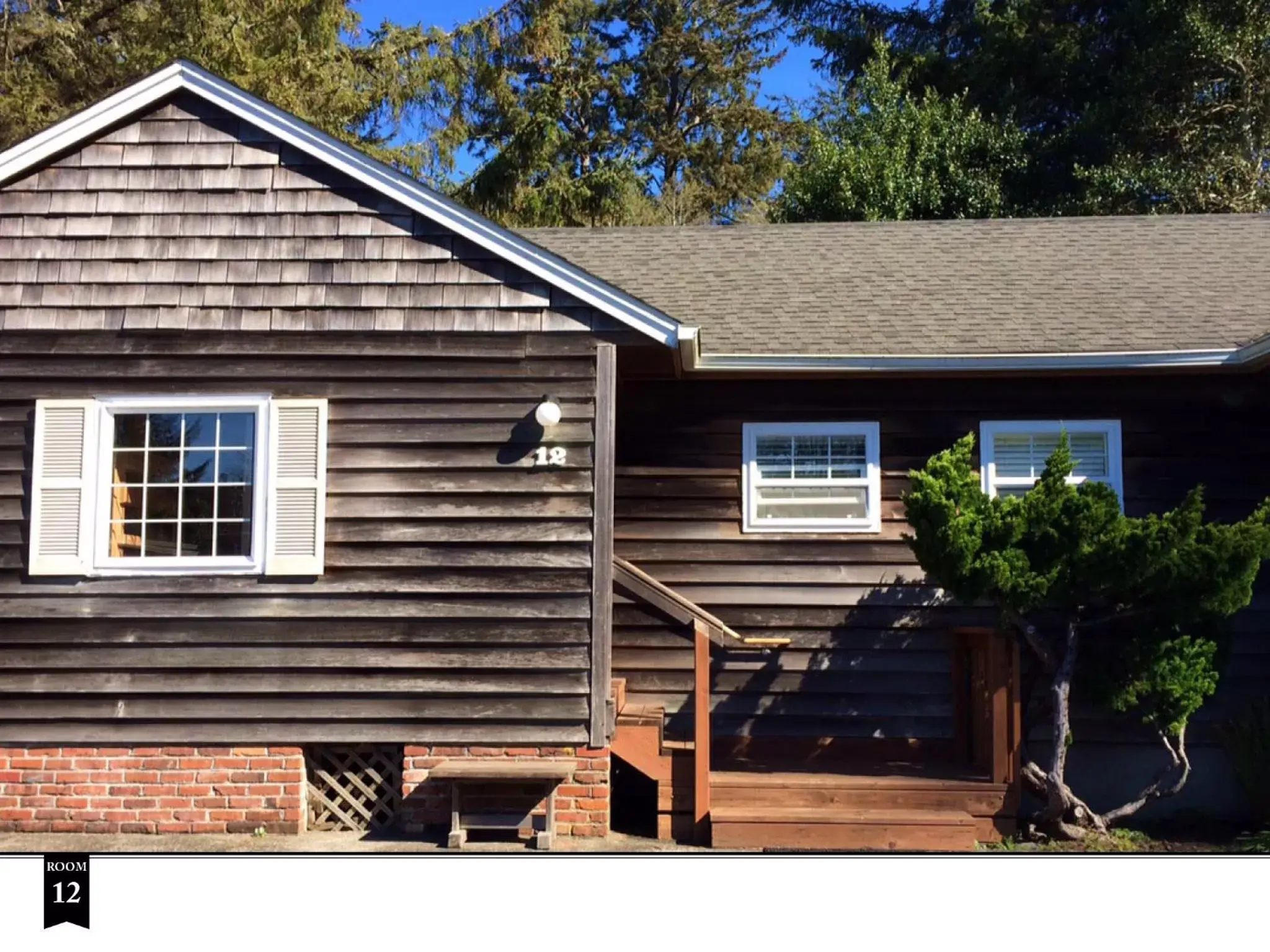 Facade/entrance, Property Building in Ecola Creek Lodge