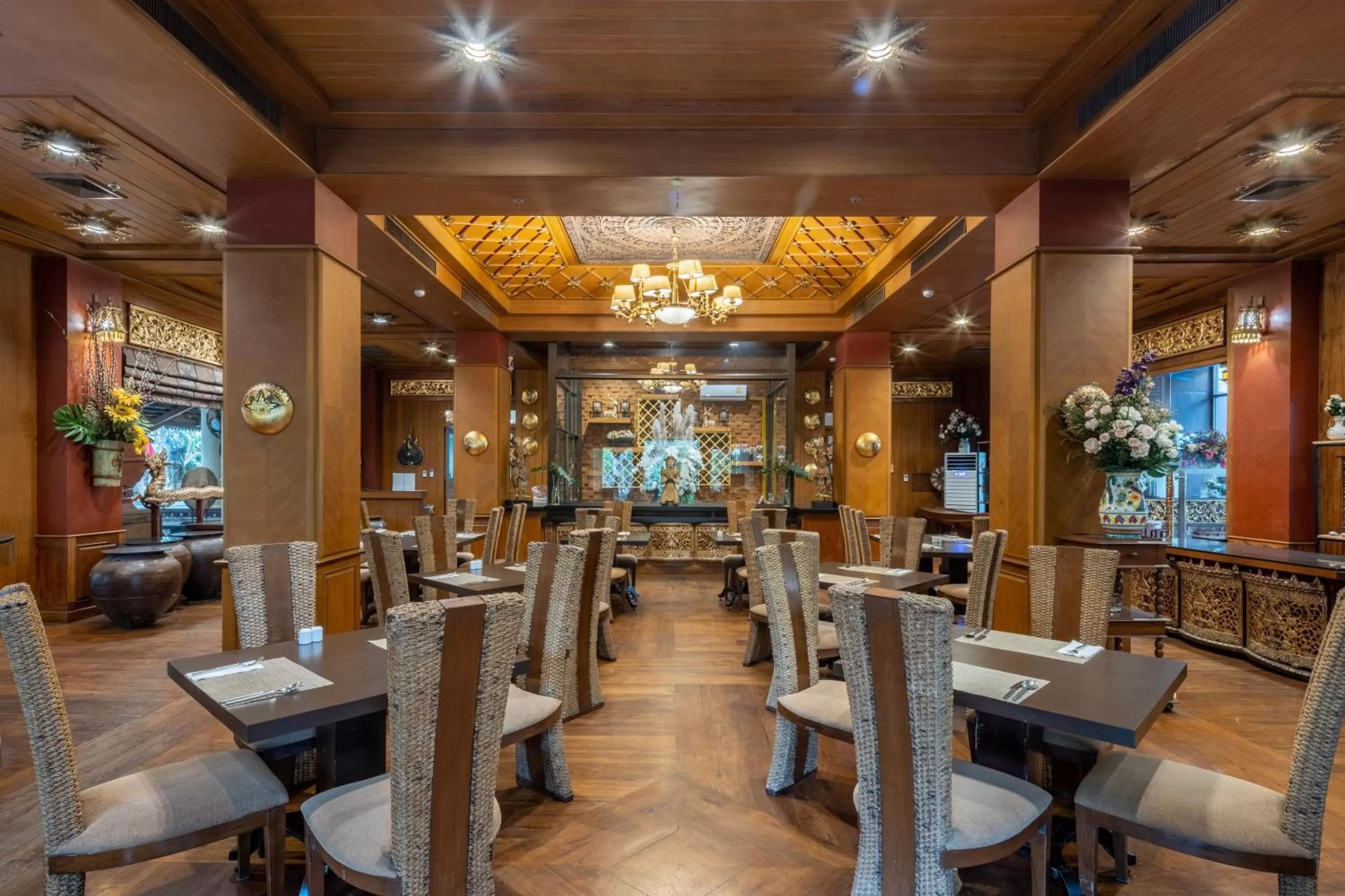 Restaurant/places to eat in Khum Phaya Resort & Spa Boutique Collection