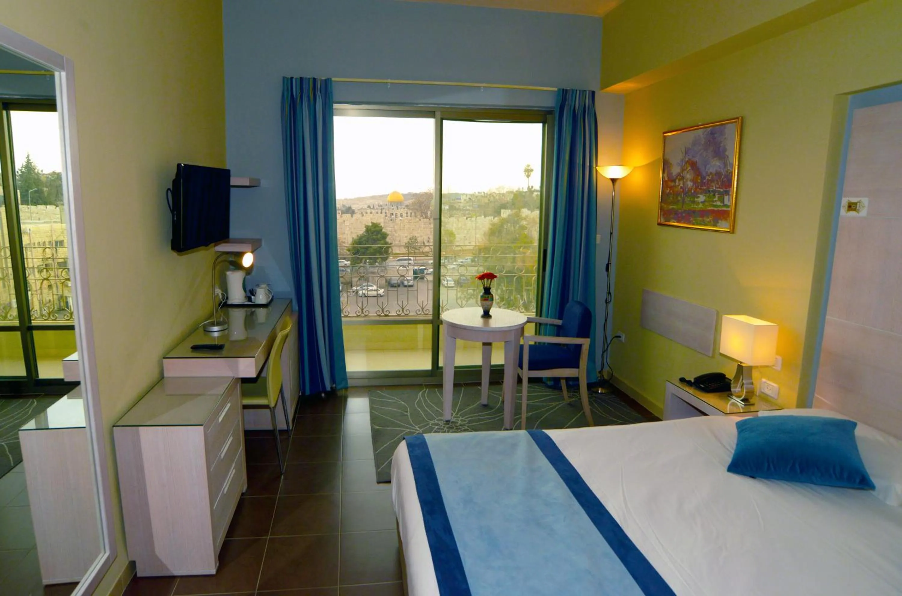 City view, Bed in Holy Land Hotel