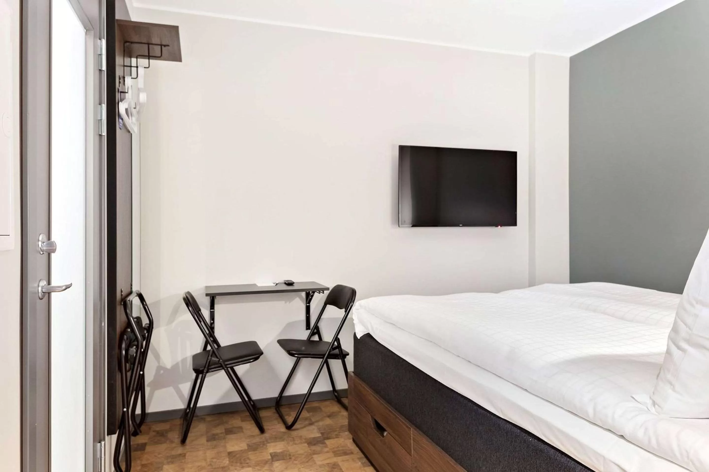 Bed in Sure Hotel Studio by Best Western Bromma