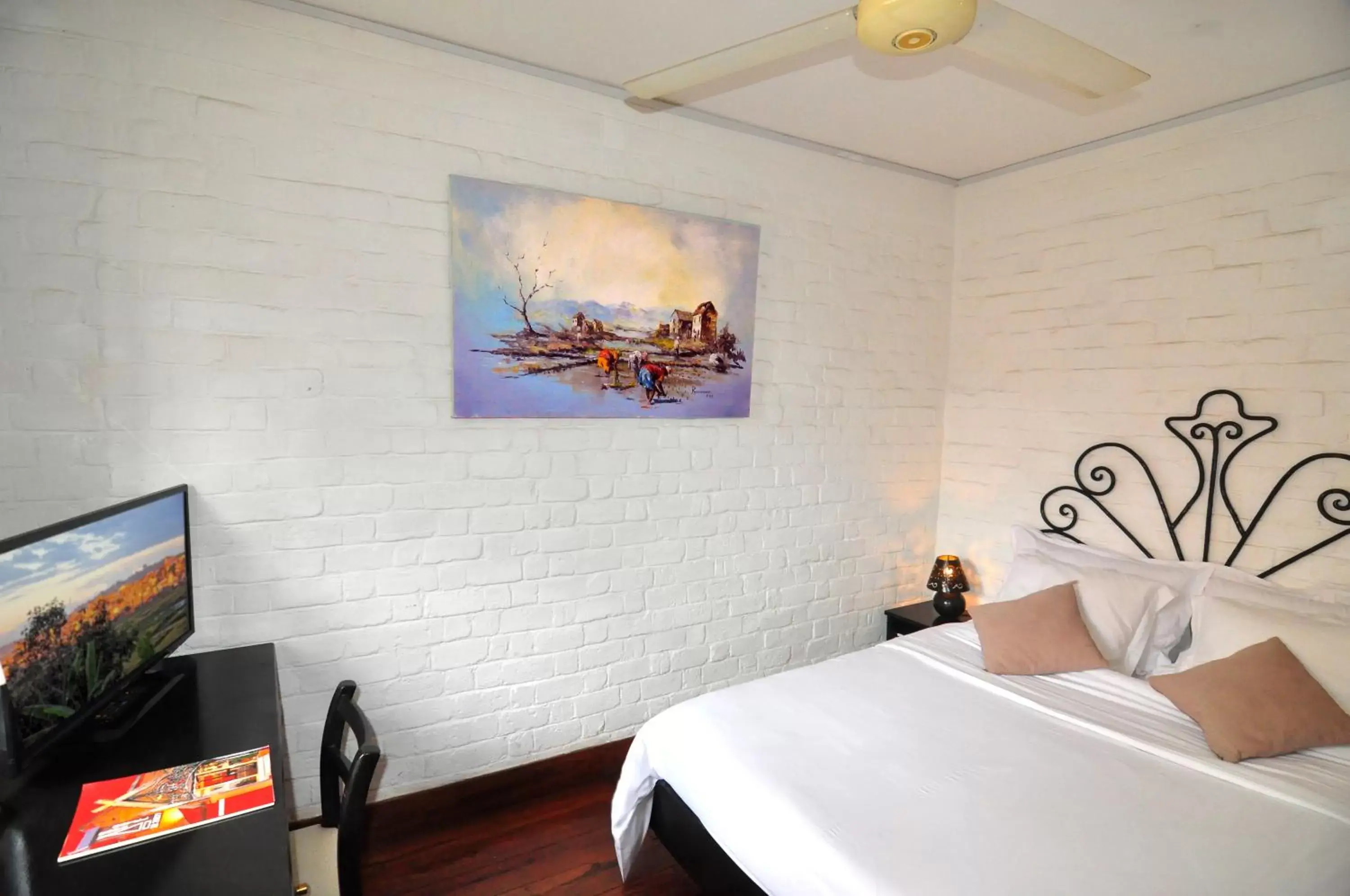 Small Double Room in Rova Hotel Small Double Room in Rova Hotel