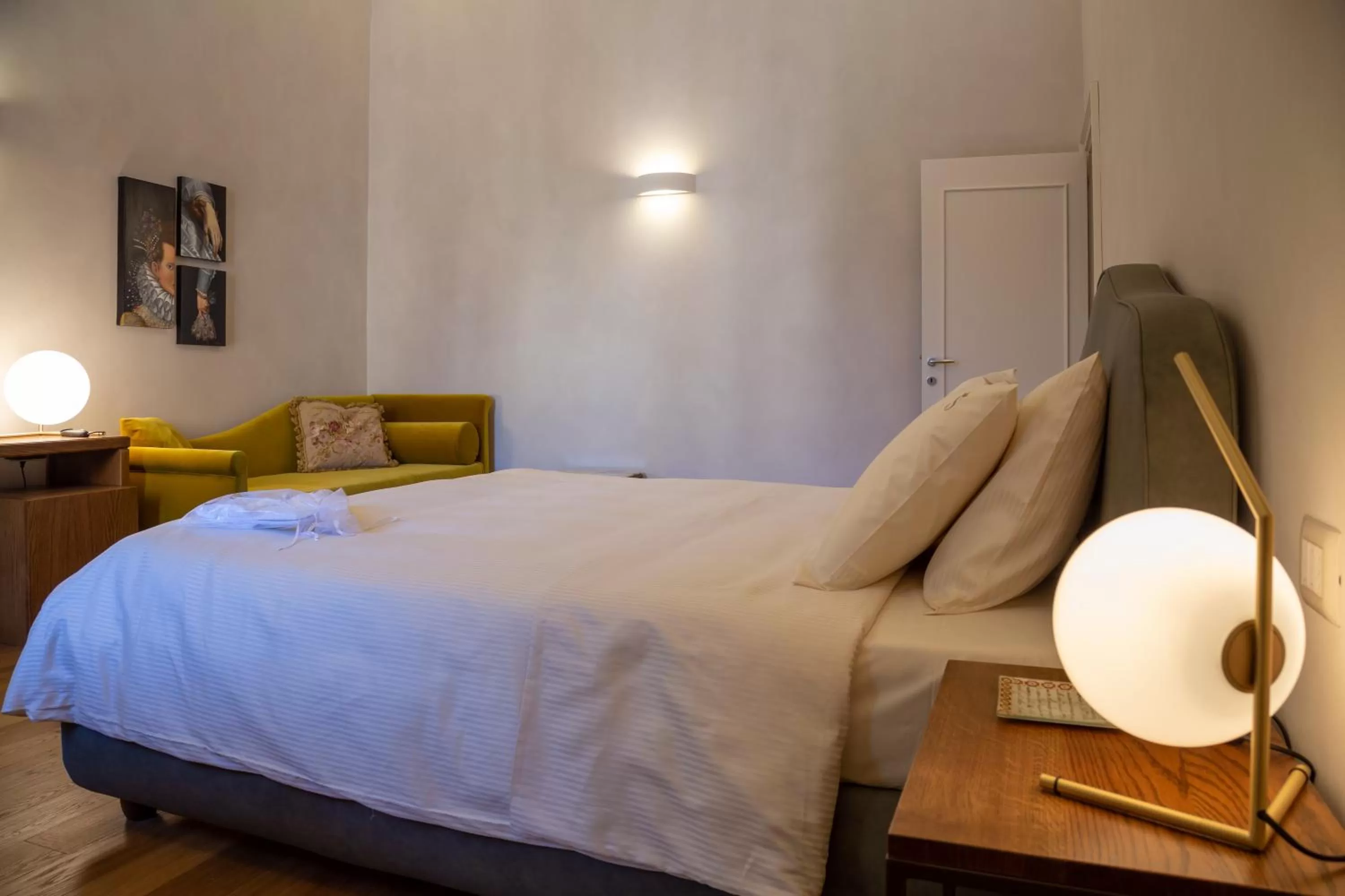 Bedroom, Bed in Dimora Storica Lo Svevo