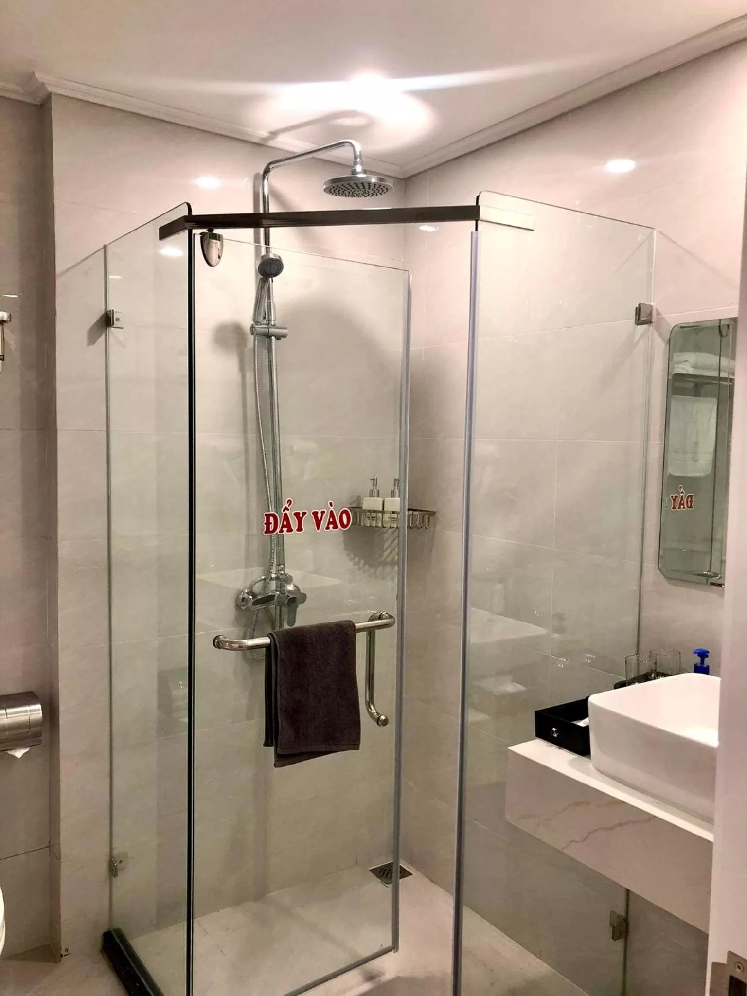 Shower, Bathroom in NDC MISA HOTEL