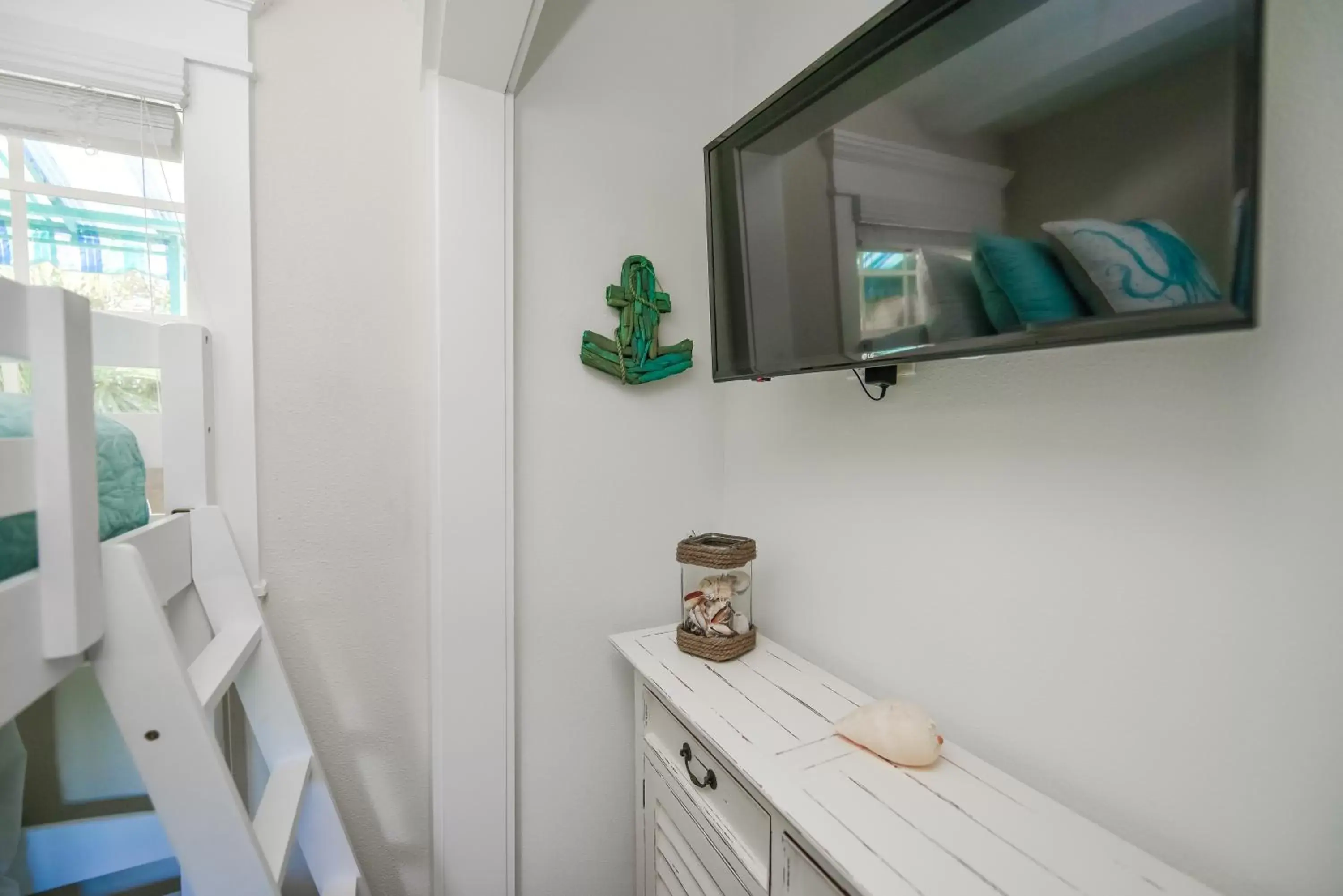 Bedroom in Tropical Breeze Resort