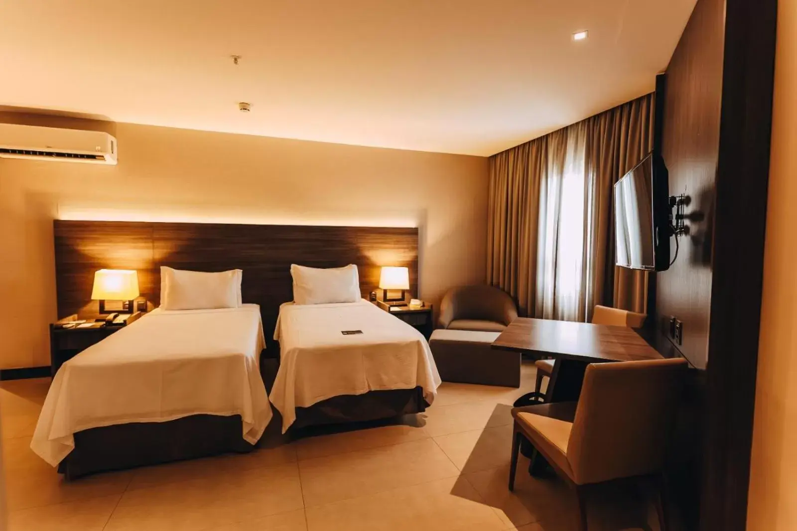 Standard Twin Room with Sea View in Golden Tulip Natal Ponta Negra Standard Twin Room with Sea View in Golden Tulip Natal Ponta Negra