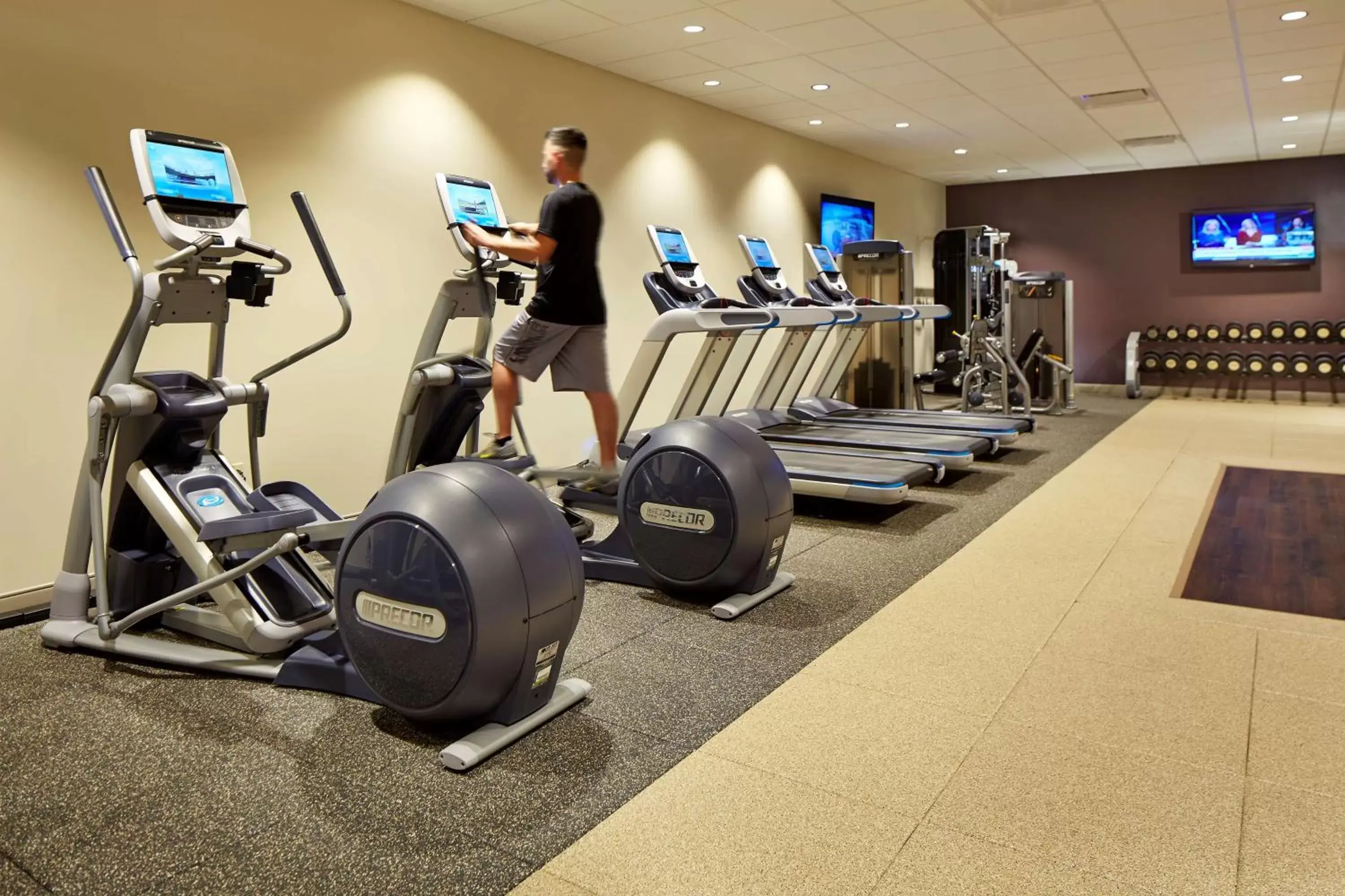 Fitness centre/facilities, Fitness Center/Facilities in Hilton Long Beach Hotel