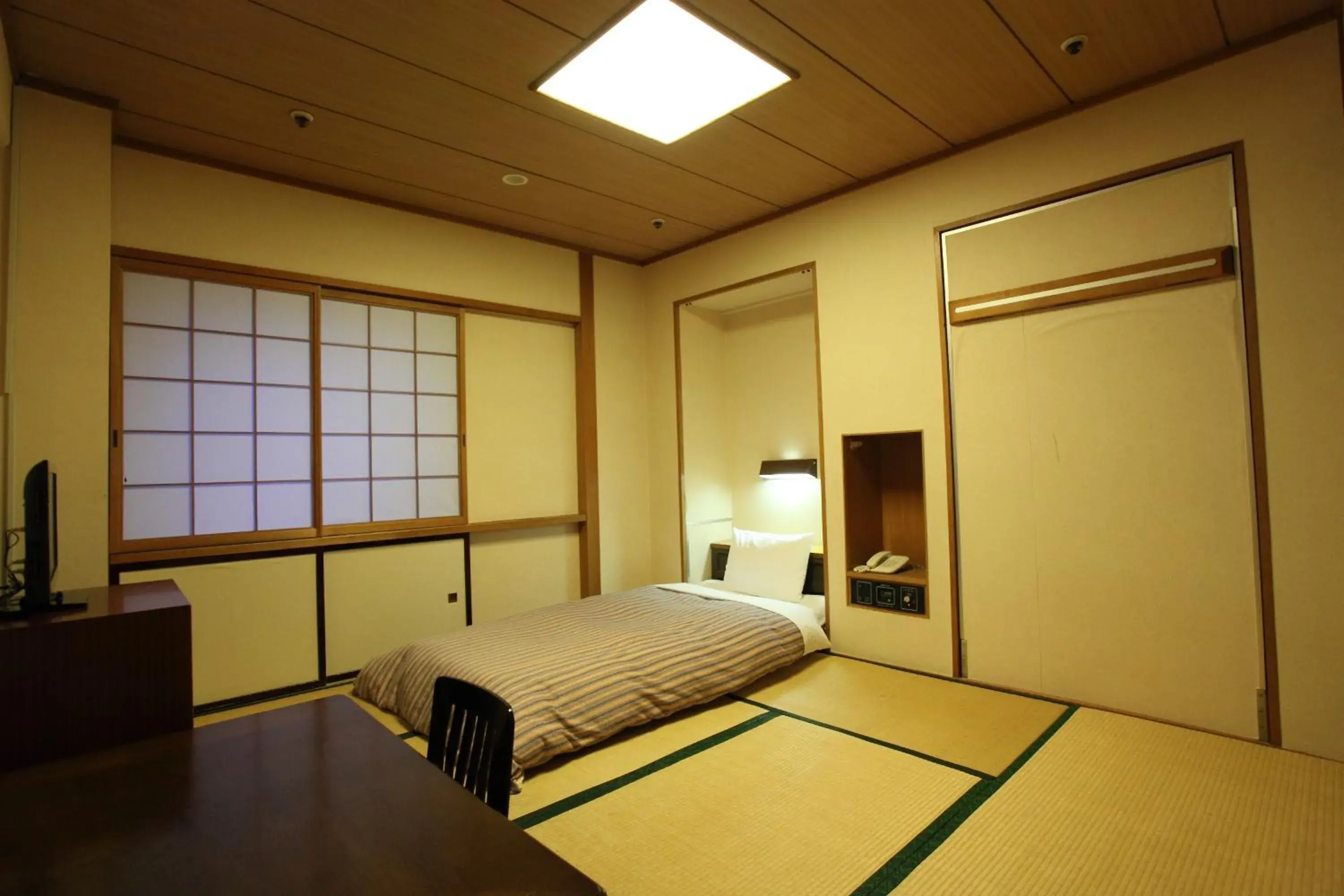 Japanese-Style Room - single occupancy - Non-Smoking in Hirosaki Park Hotel Japanese-Style Room - single occupancy - Non-Smoking in Hirosaki Park Hotel