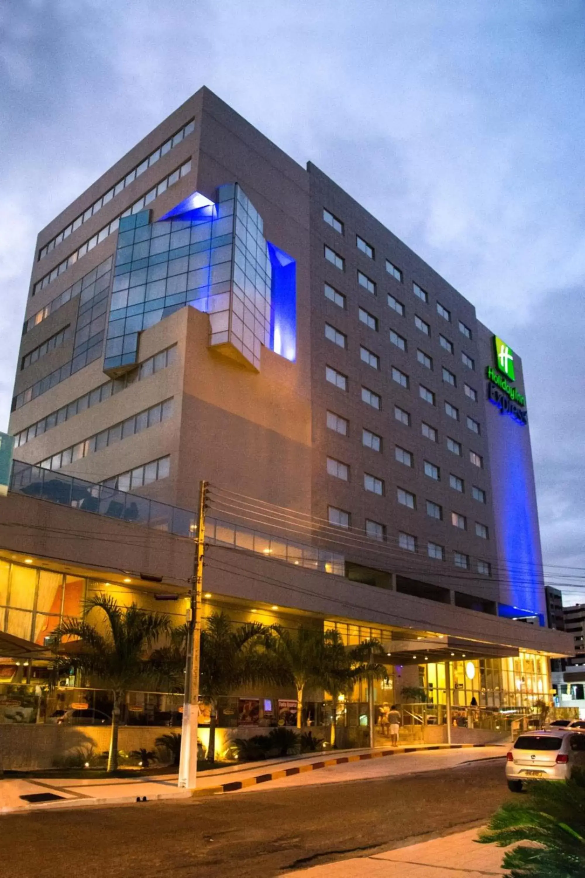 Property Building in Holiday Inn Express Maceió, an IHG Hotel