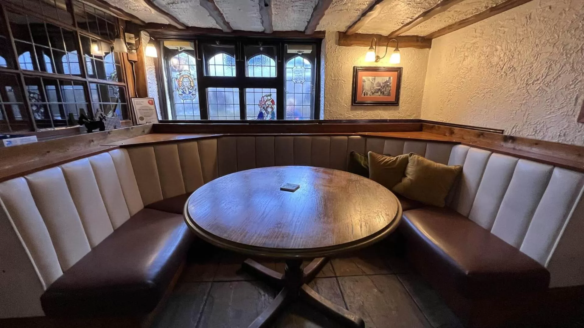 Dining area in George Hotel