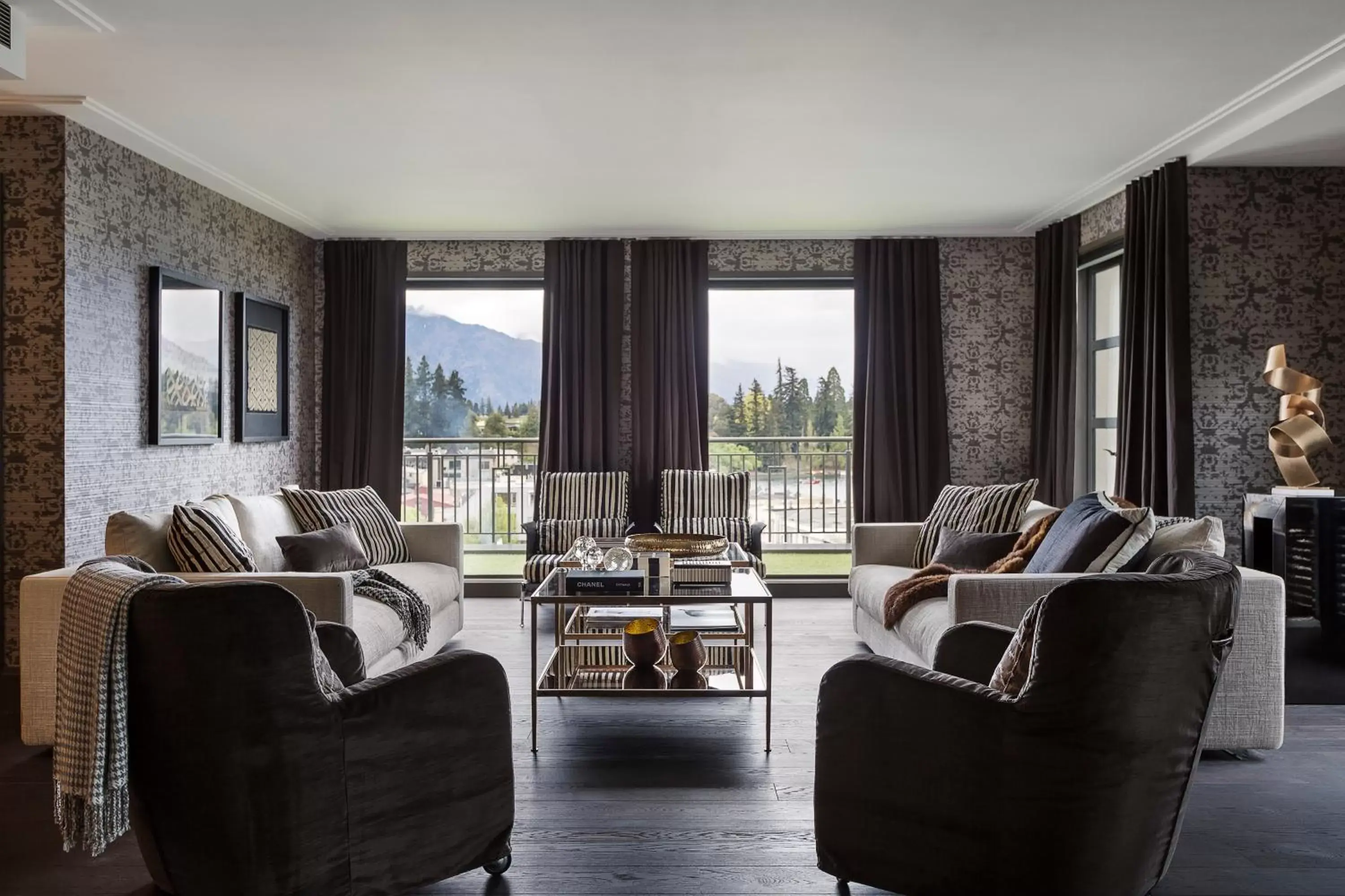 Living room, Seating Area in Sofitel Queenstown Hotel & Spa