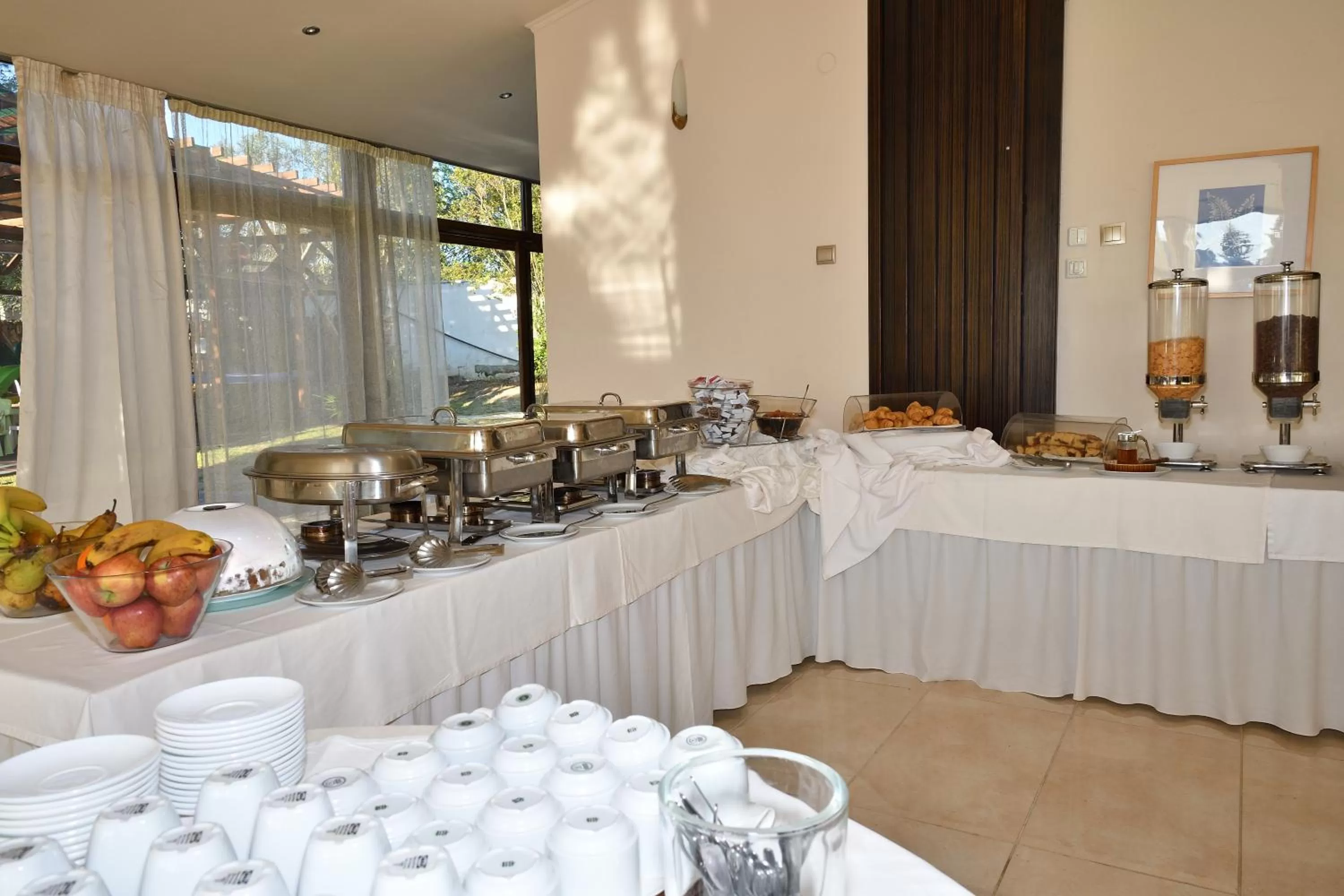 American breakfast in Four Seasons Hotel