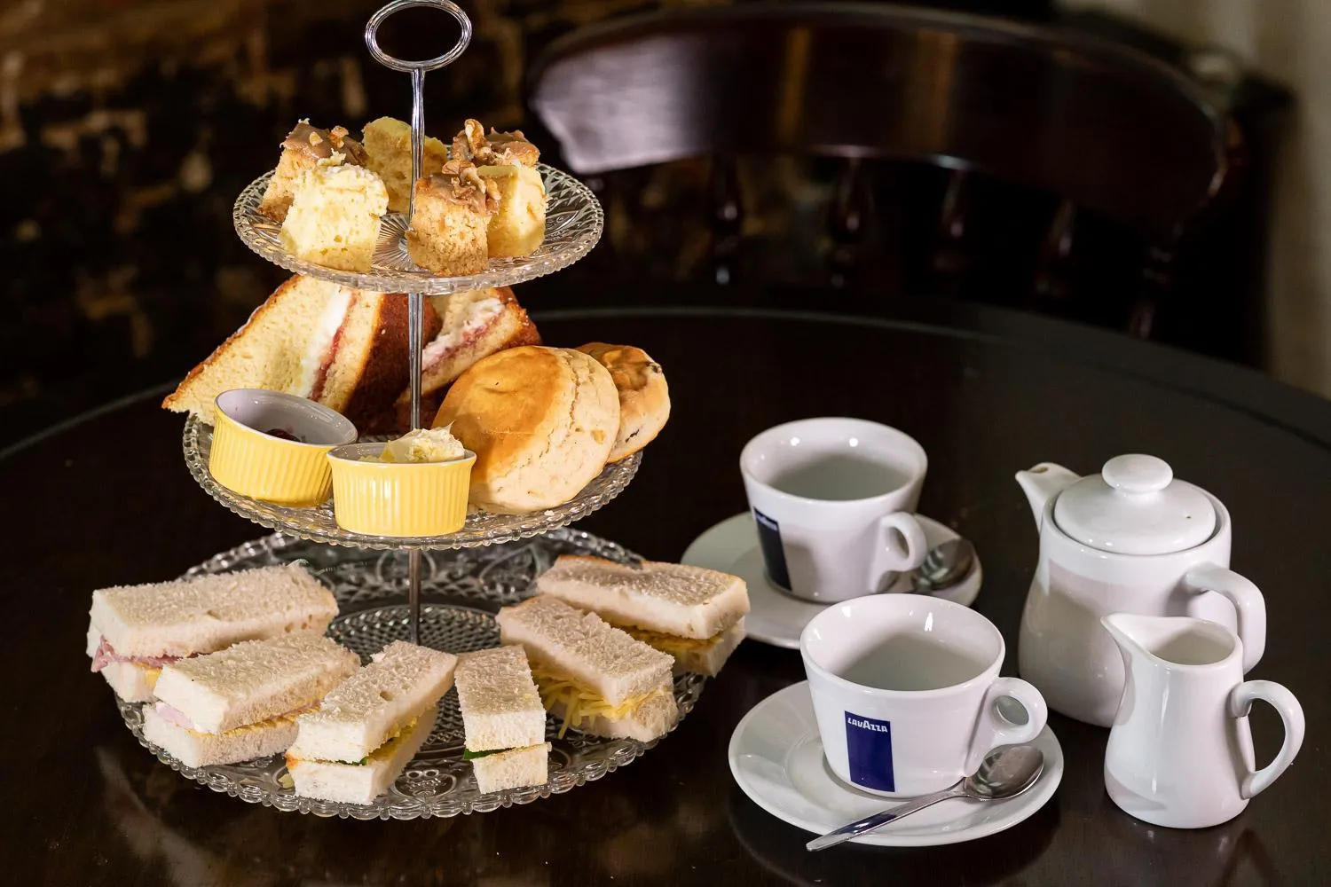 Coffee/tea facilities in The New Inn by Roomsbooked