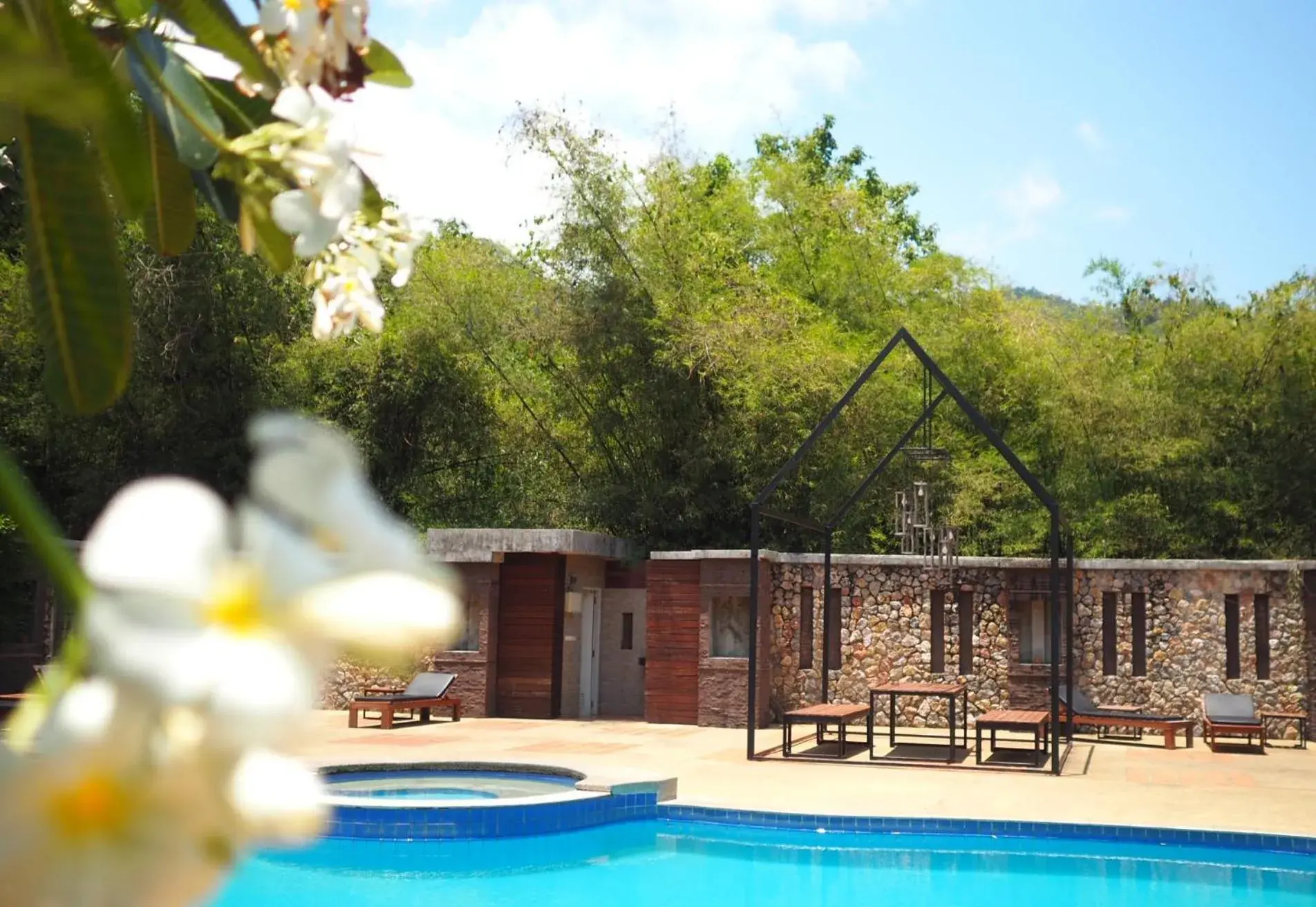 Swimming Pool in Samui Garden Home - SHA Extra Plus