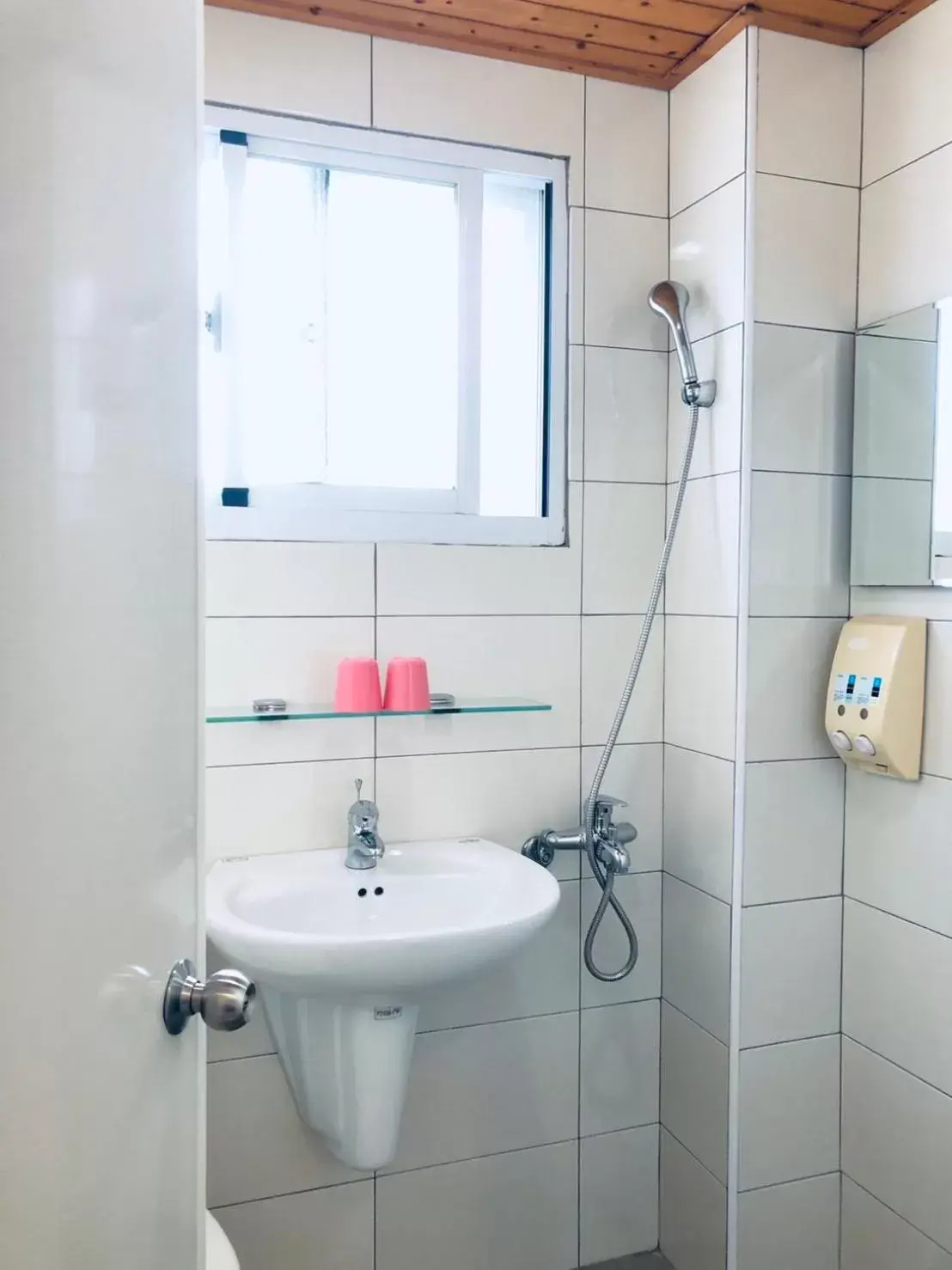 Toilet, Bathroom in Lai Chi Te Hotel