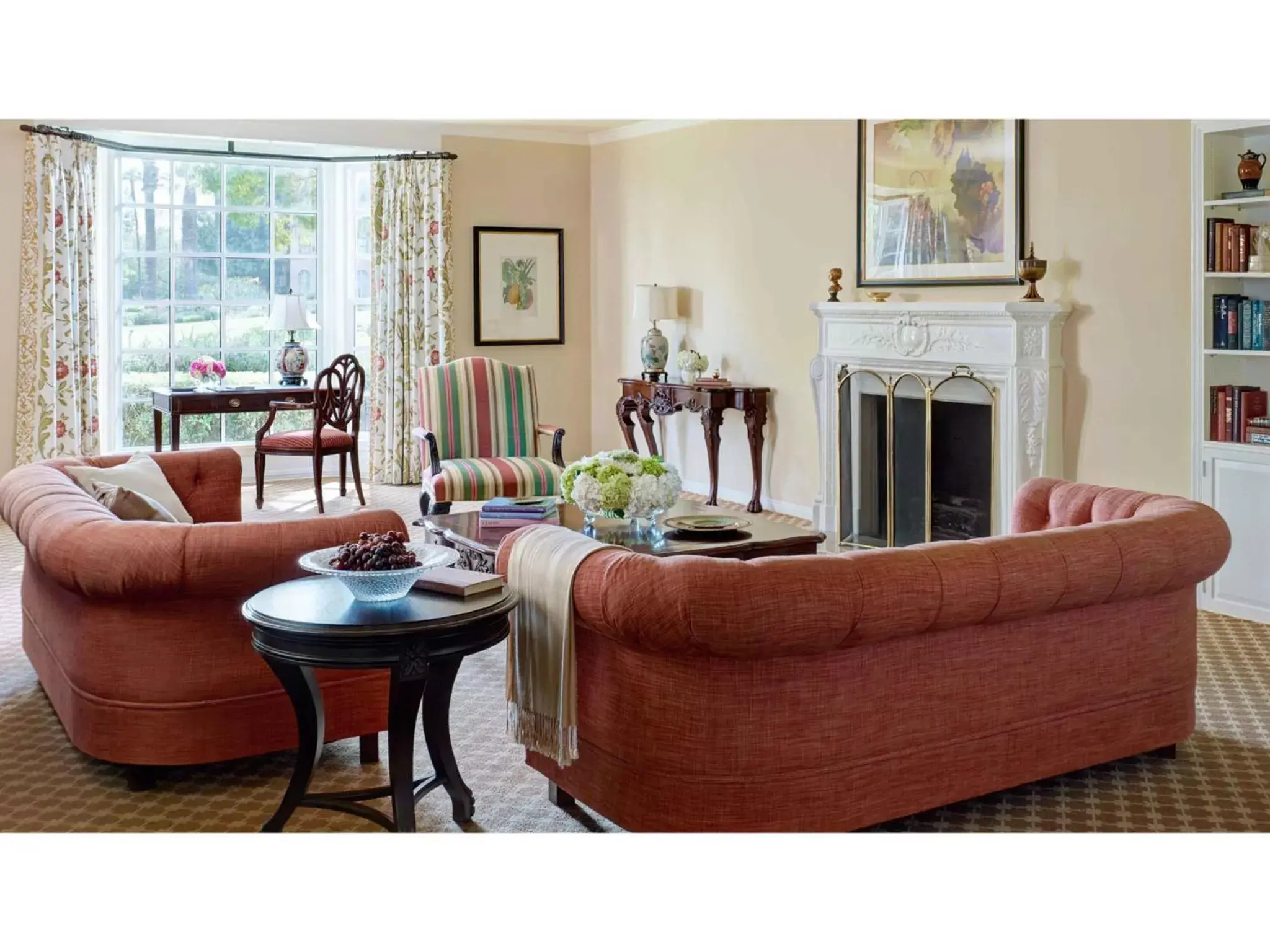 Living room, Seating Area in The Langham Huntington, Pasadena