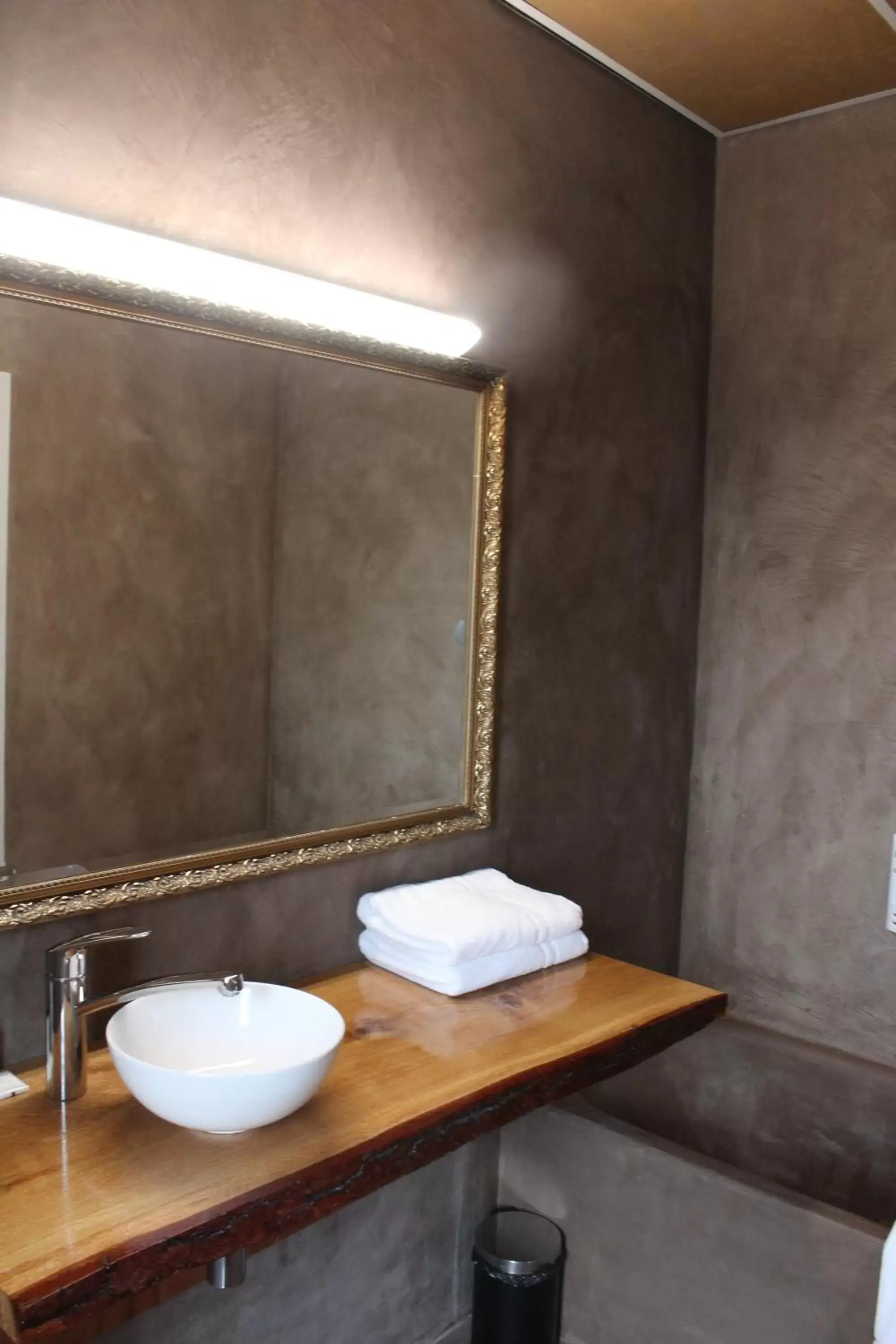 Bathroom in Fletcher Hotel-Restaurant de Korenbeurs