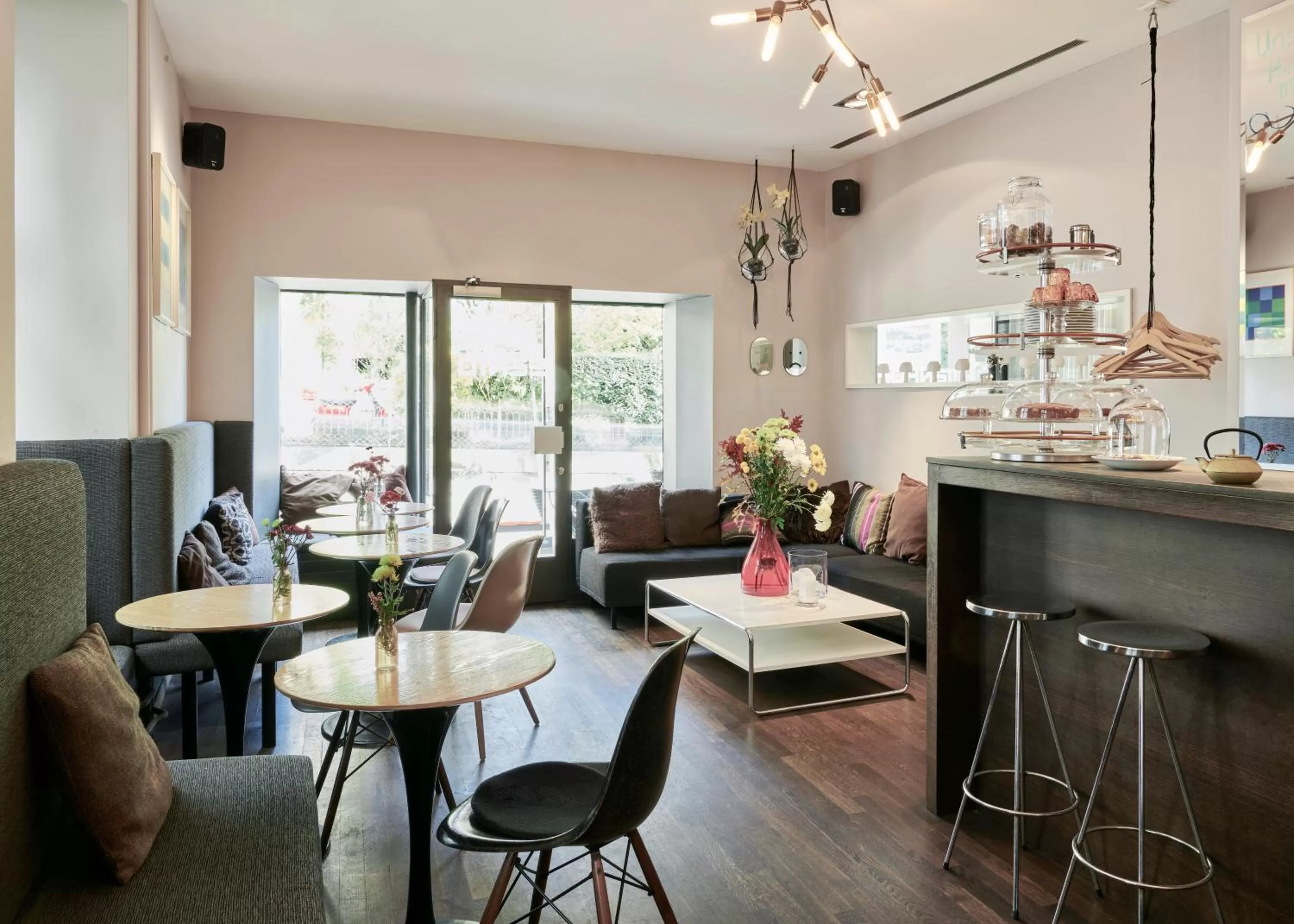 Lounge or bar in Design Hotel Plattenhof