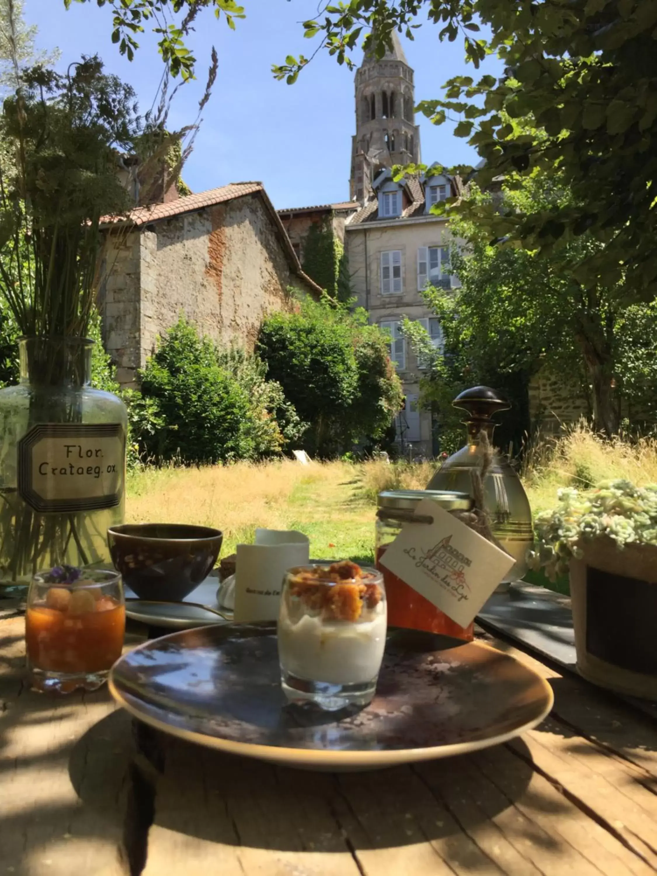 Natural landscape in Le Jardin des Lys