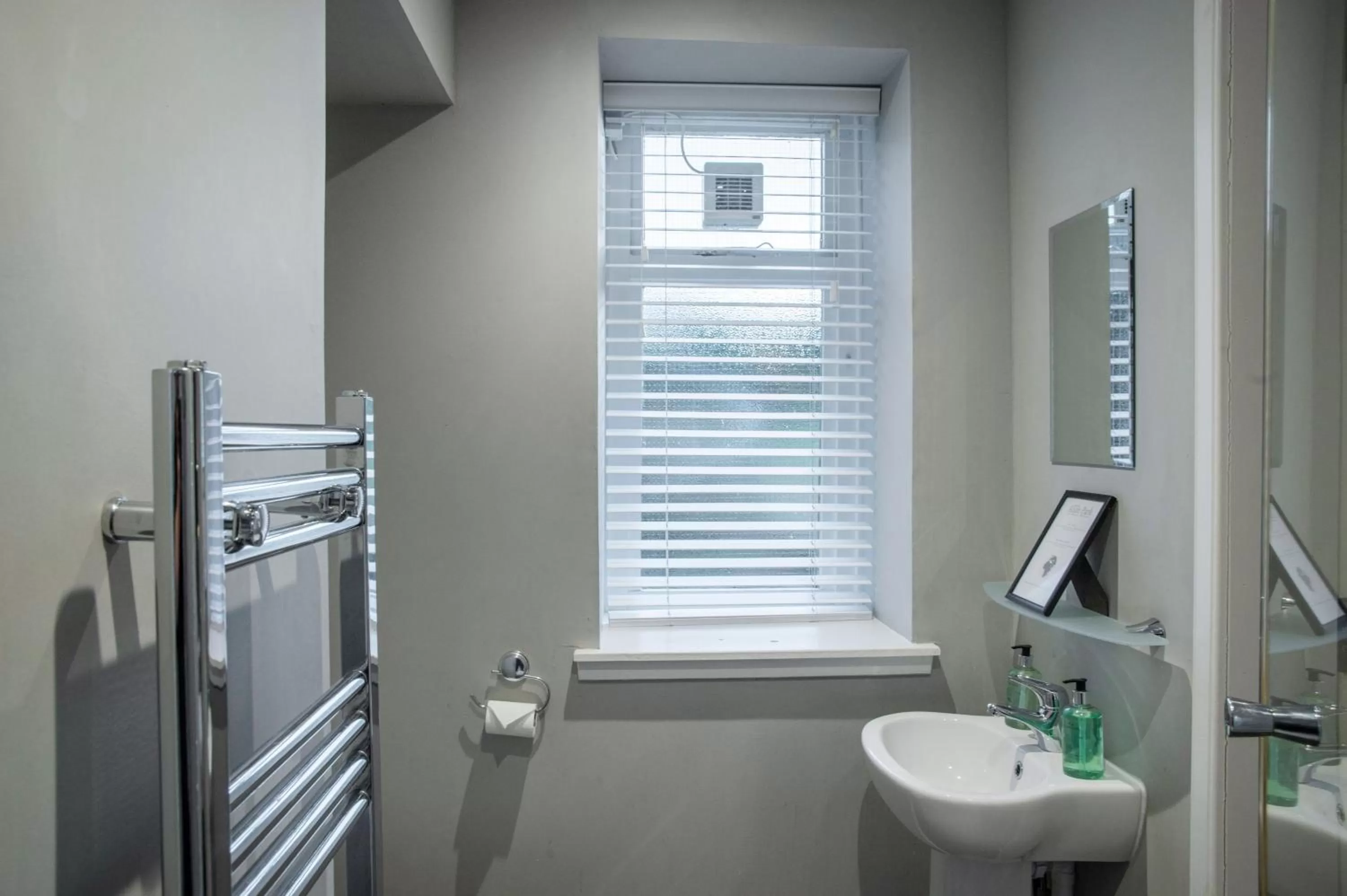 Bathroom in The Allan Park