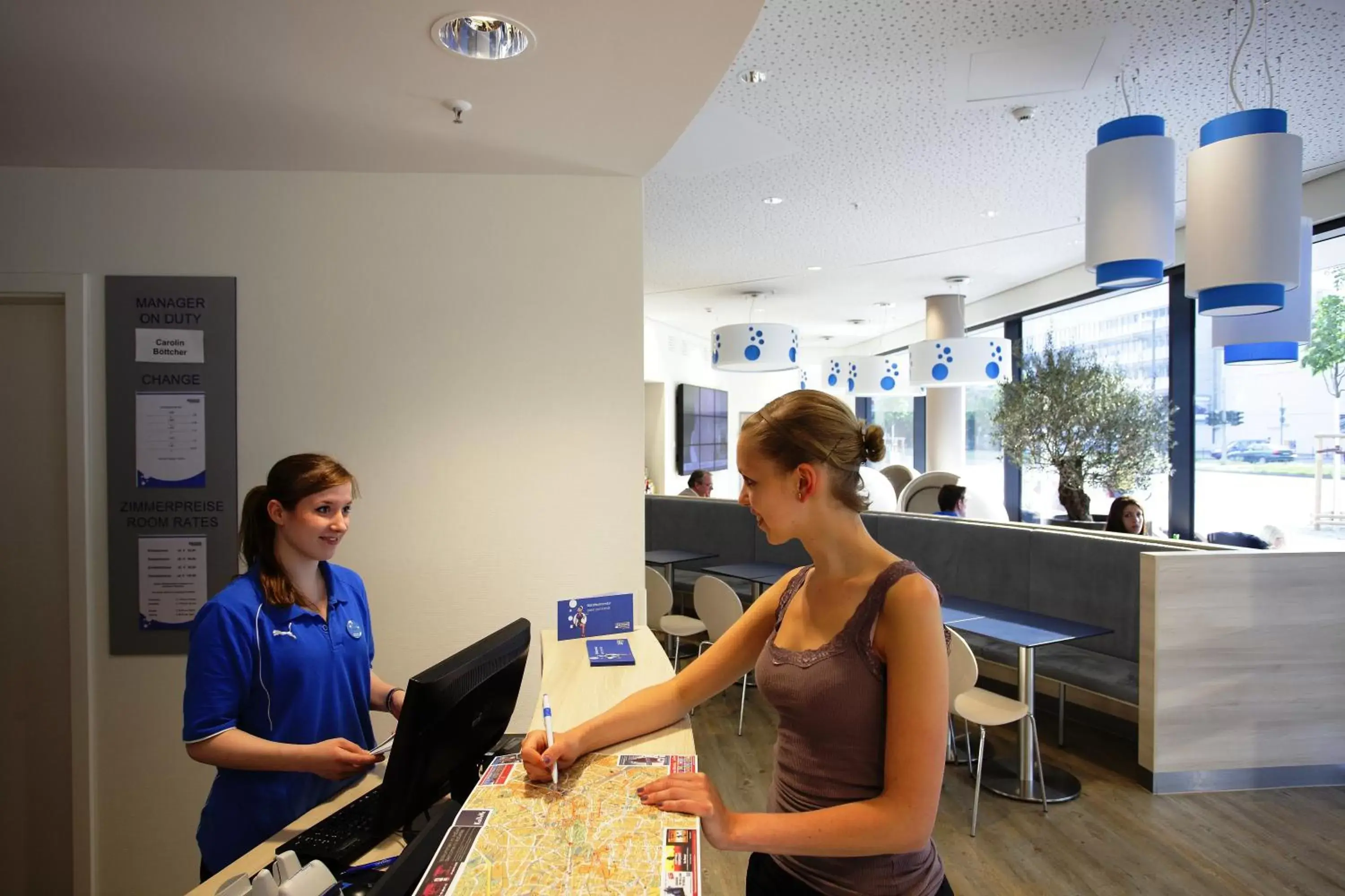 Lobby or reception in H2 Hotel Berlin-Alexanderplatz Lobby or reception in H2 Hotel Berlin-Alexanderplatz