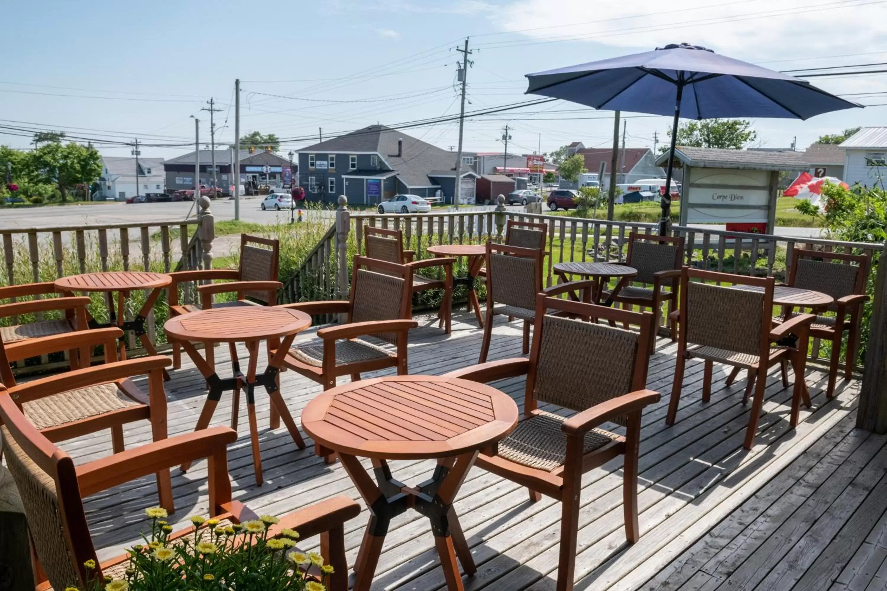 Patio, Restaurant/Places to Eat in Pepperell Place Inn Inc.