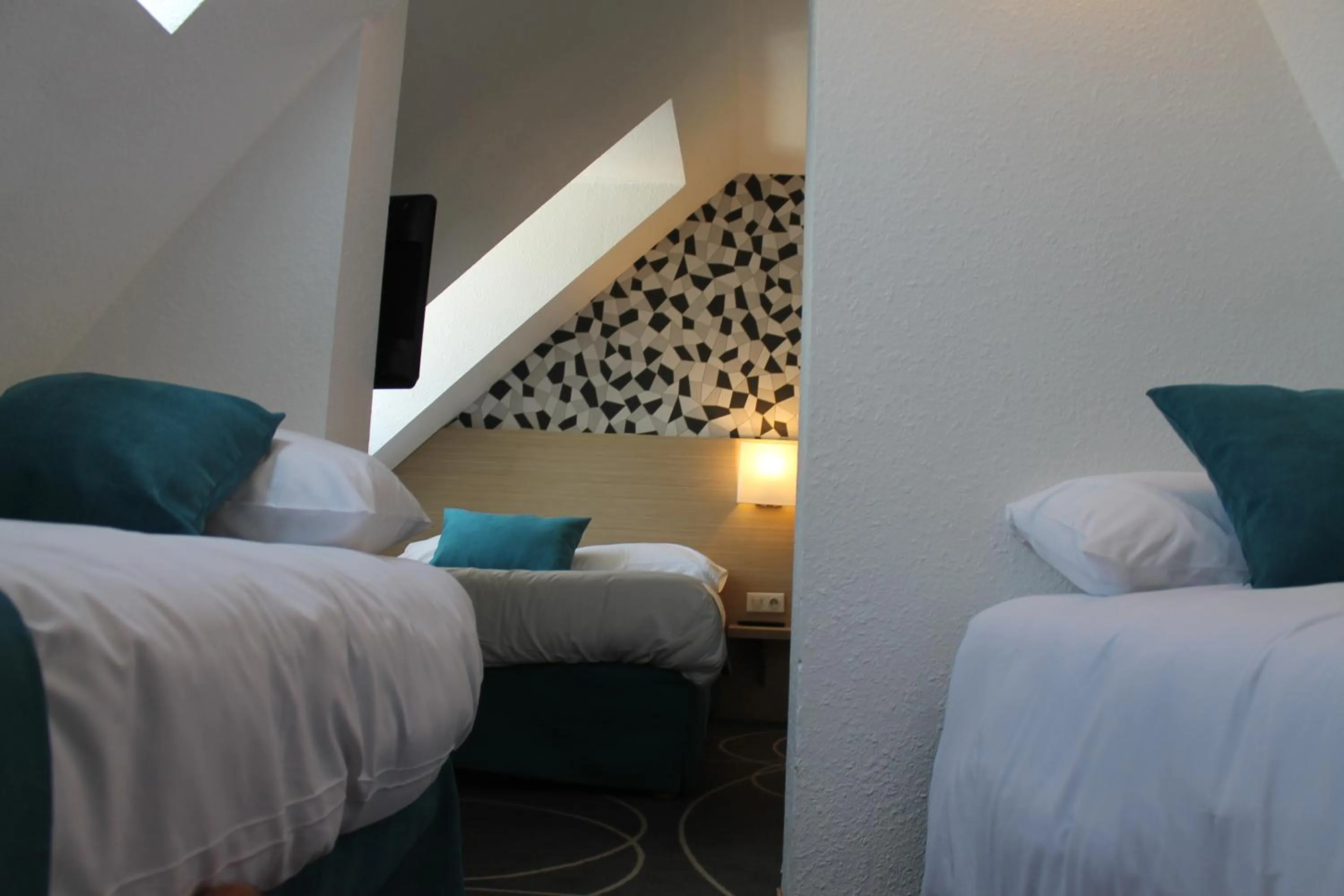 Bed in Hôtel Le Blason