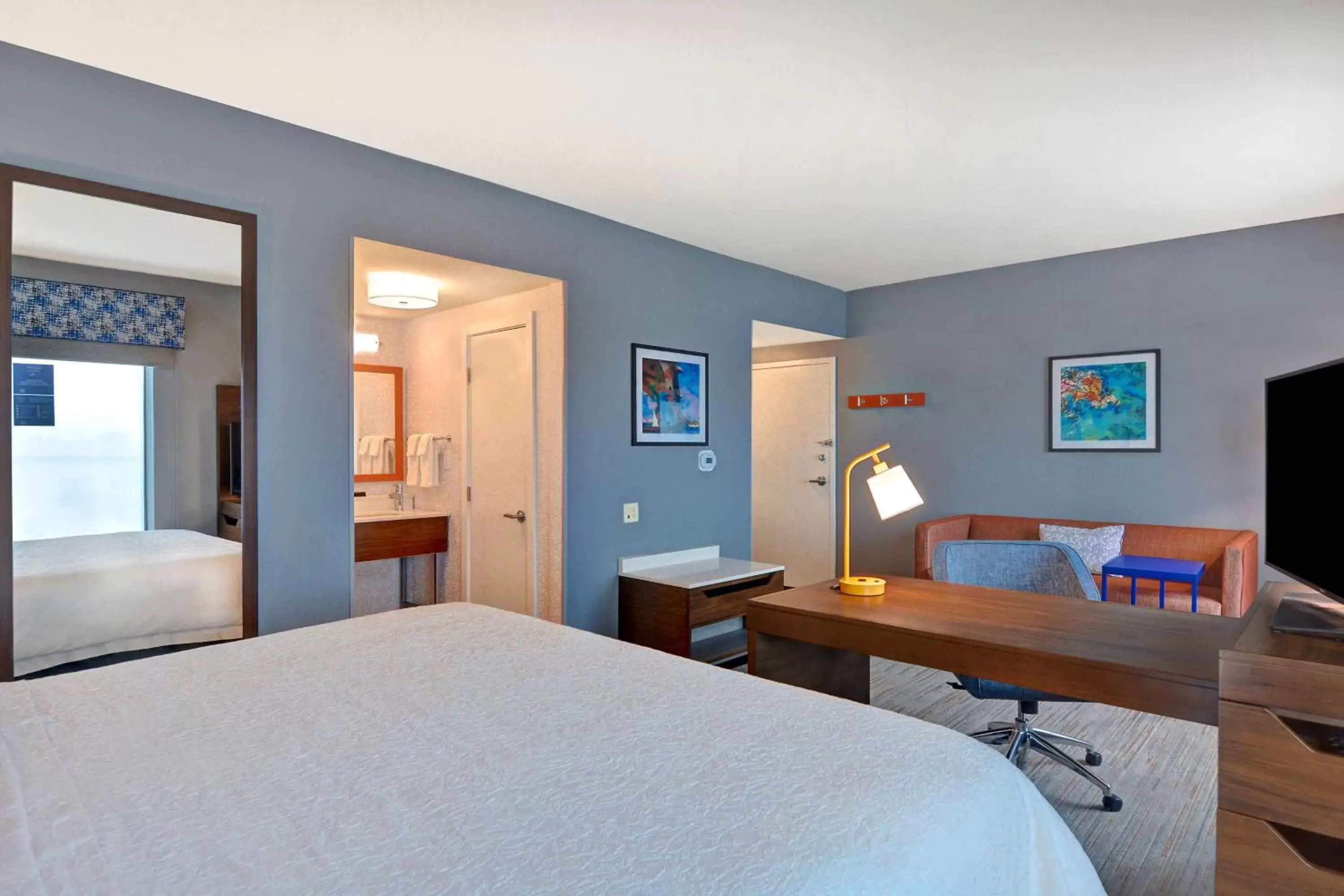 Bedroom, Bed in Hampton Inn & Suites Clearwater/St. Petersburg-Ulmerton Road