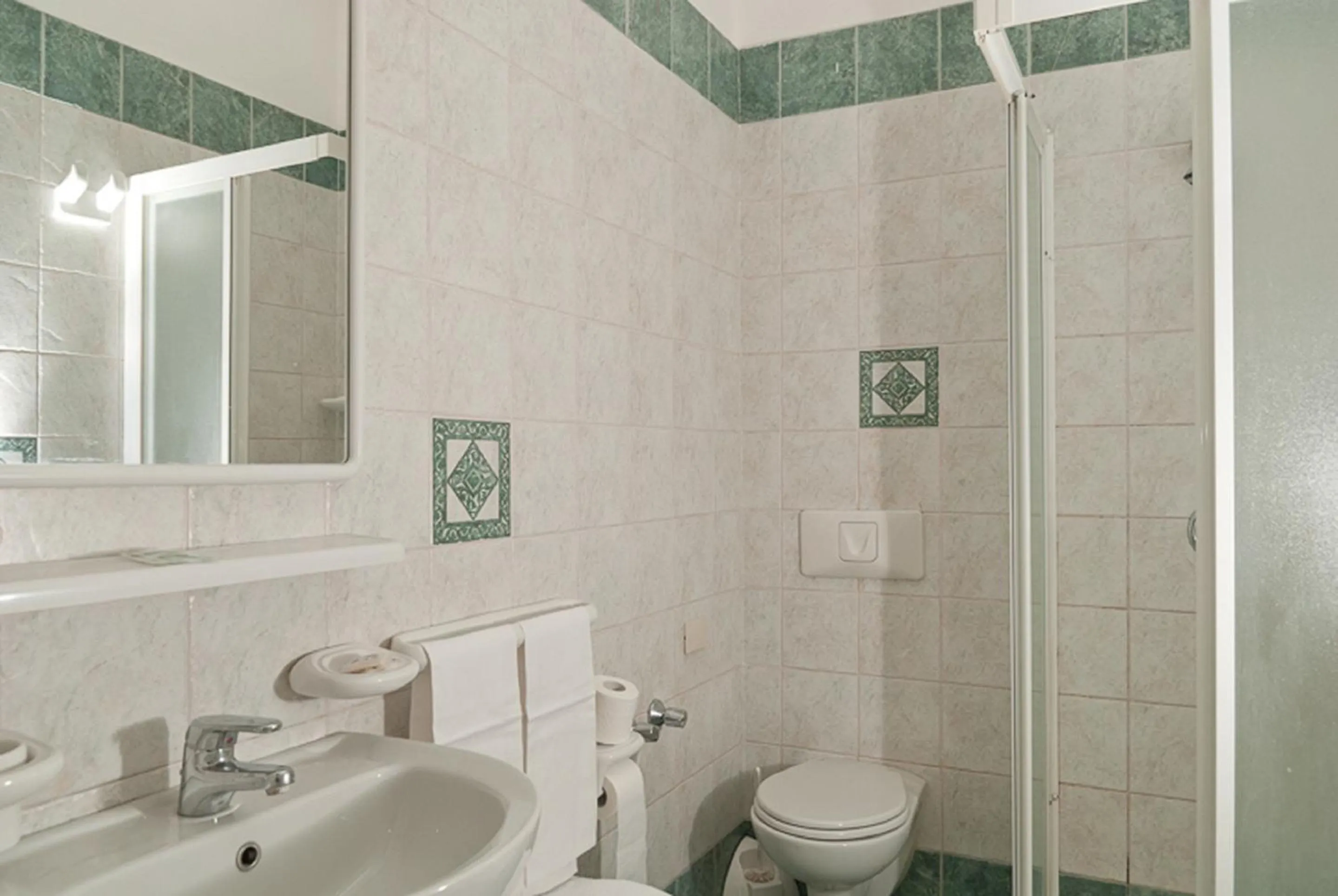 Bathroom in Hotel Del Postiglione