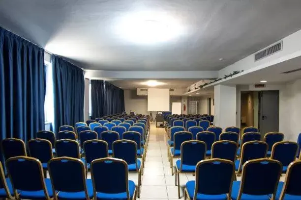 Meeting/conference room in Blu Hotel - Sure Hotel Collection by Best Western