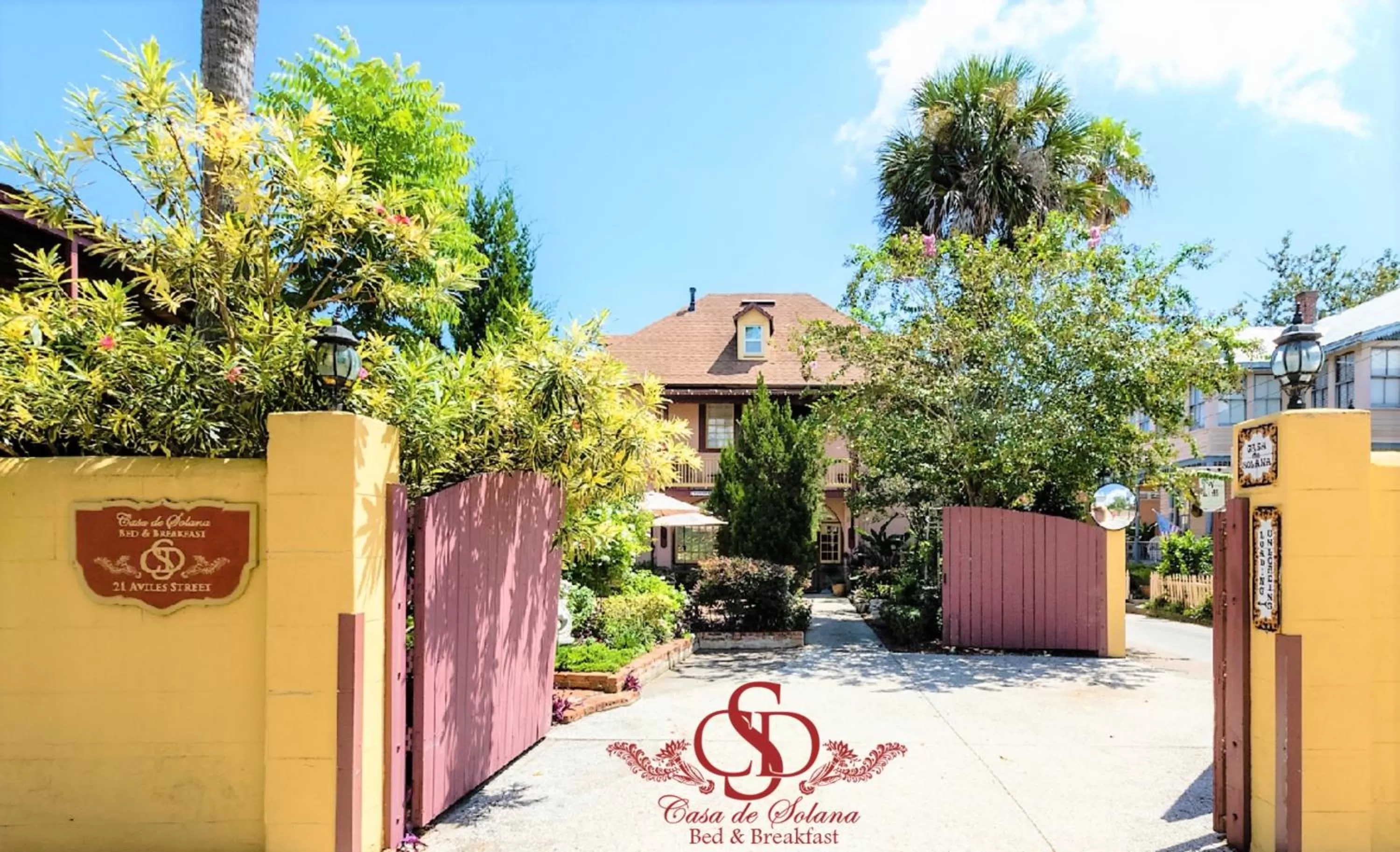 Property Building in Casa De Solana & Victorian House Bed and Breakfast