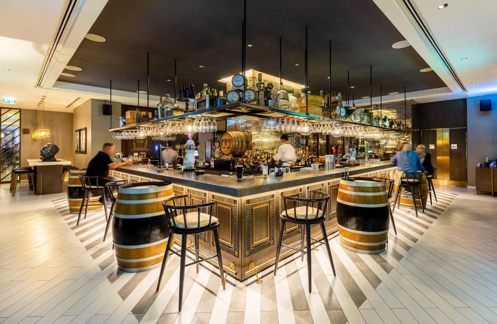 Restaurant/places to eat, Lounge/Bar in Al Bandar Arjaan by Rotana – Dubai Creek