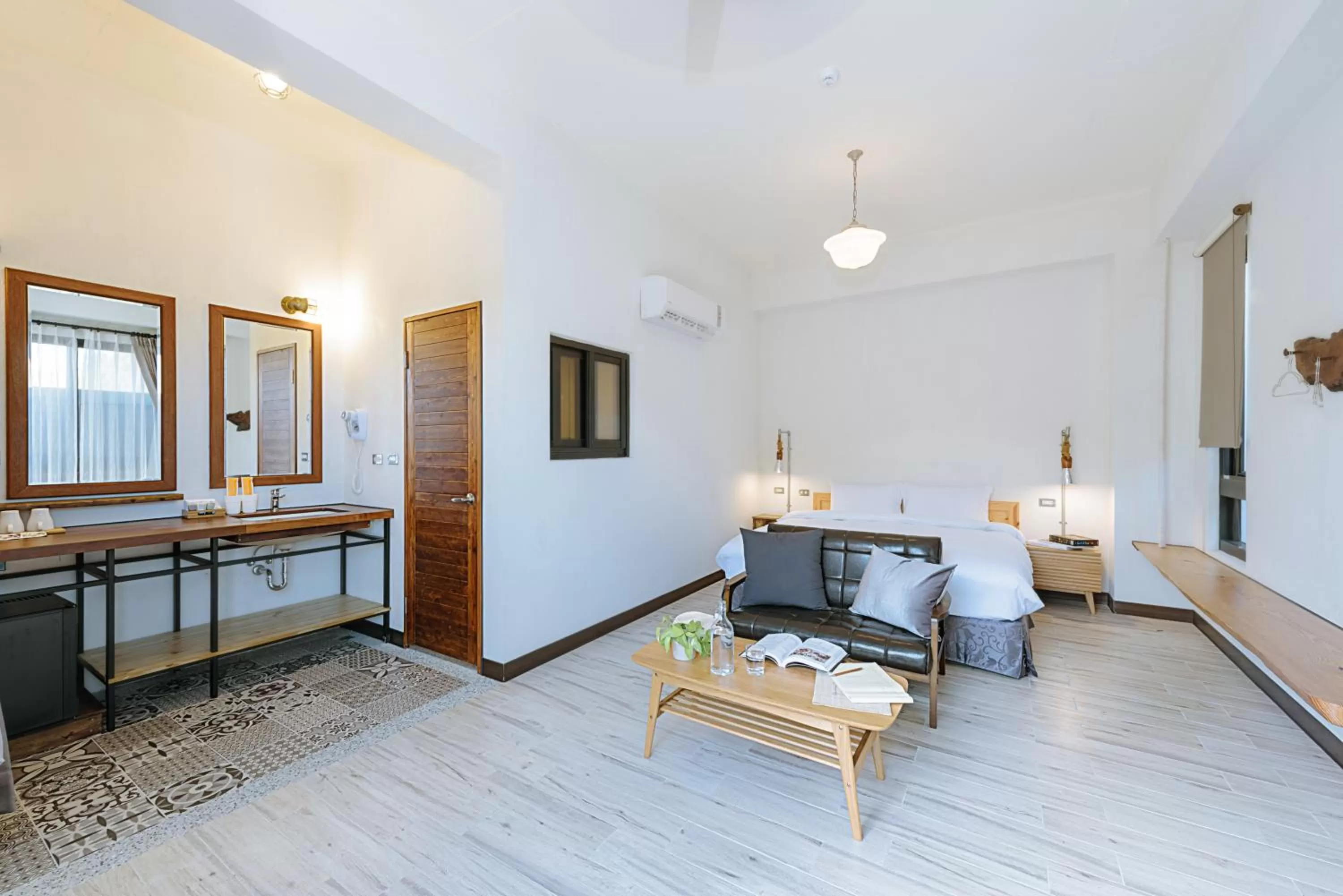 Photo of the whole room in Chillax Inn B&B 恆春鬆塊民宿